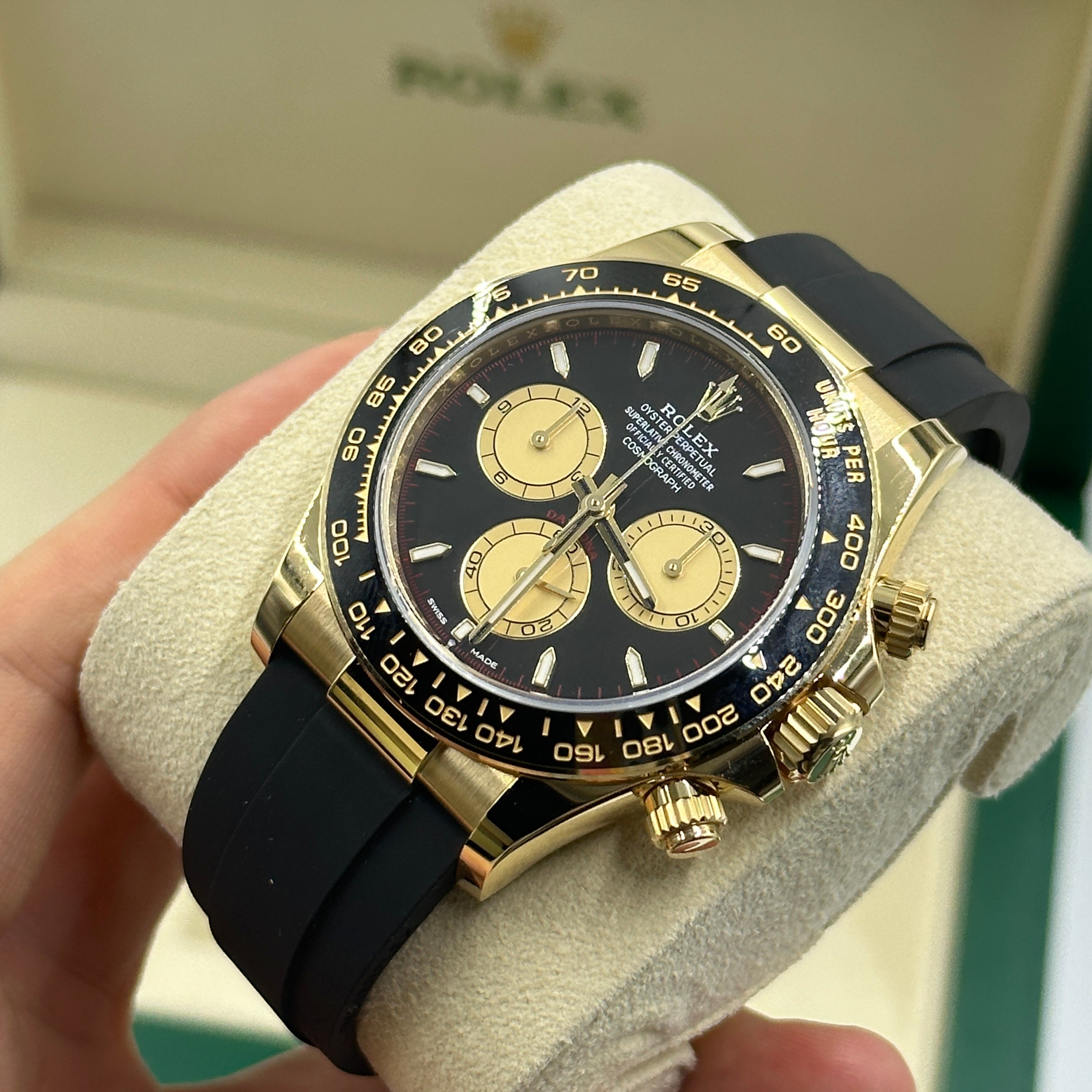Rolex Cosmograph Daytona 126518 Intense black and champagne-colour
