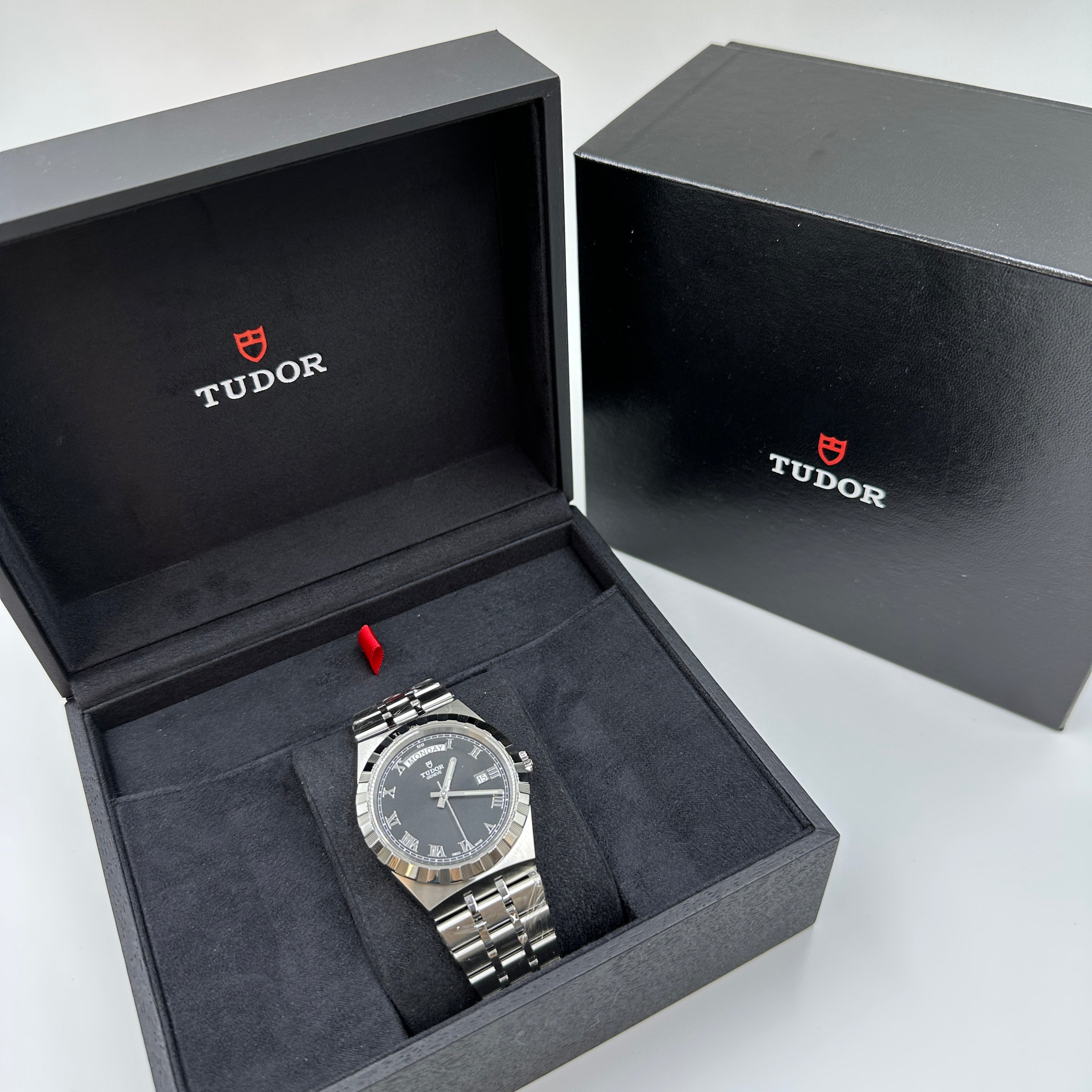 Tudor Royal M28600-0003 Black Roman