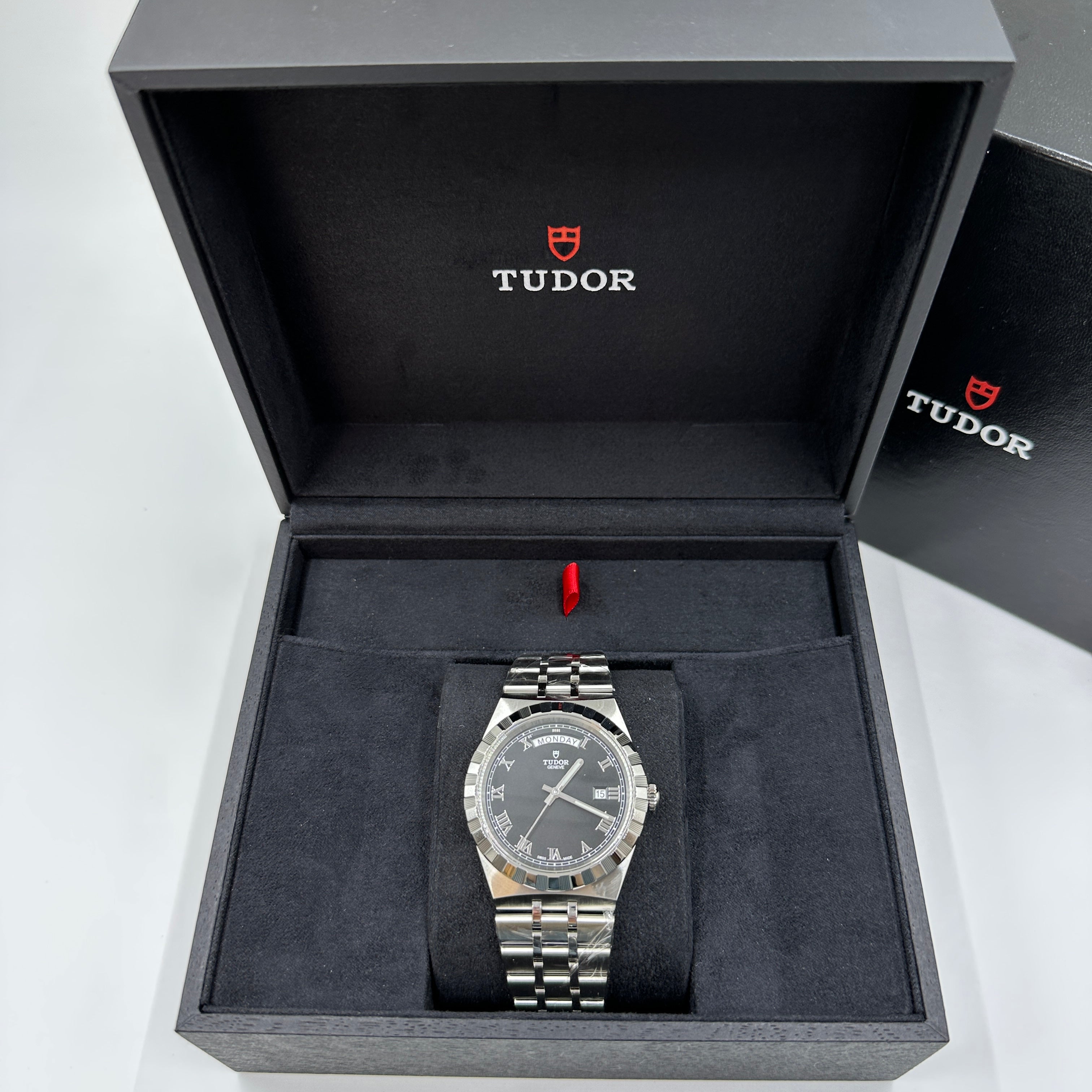 Tudor Royal M28600-0003 Black Roman