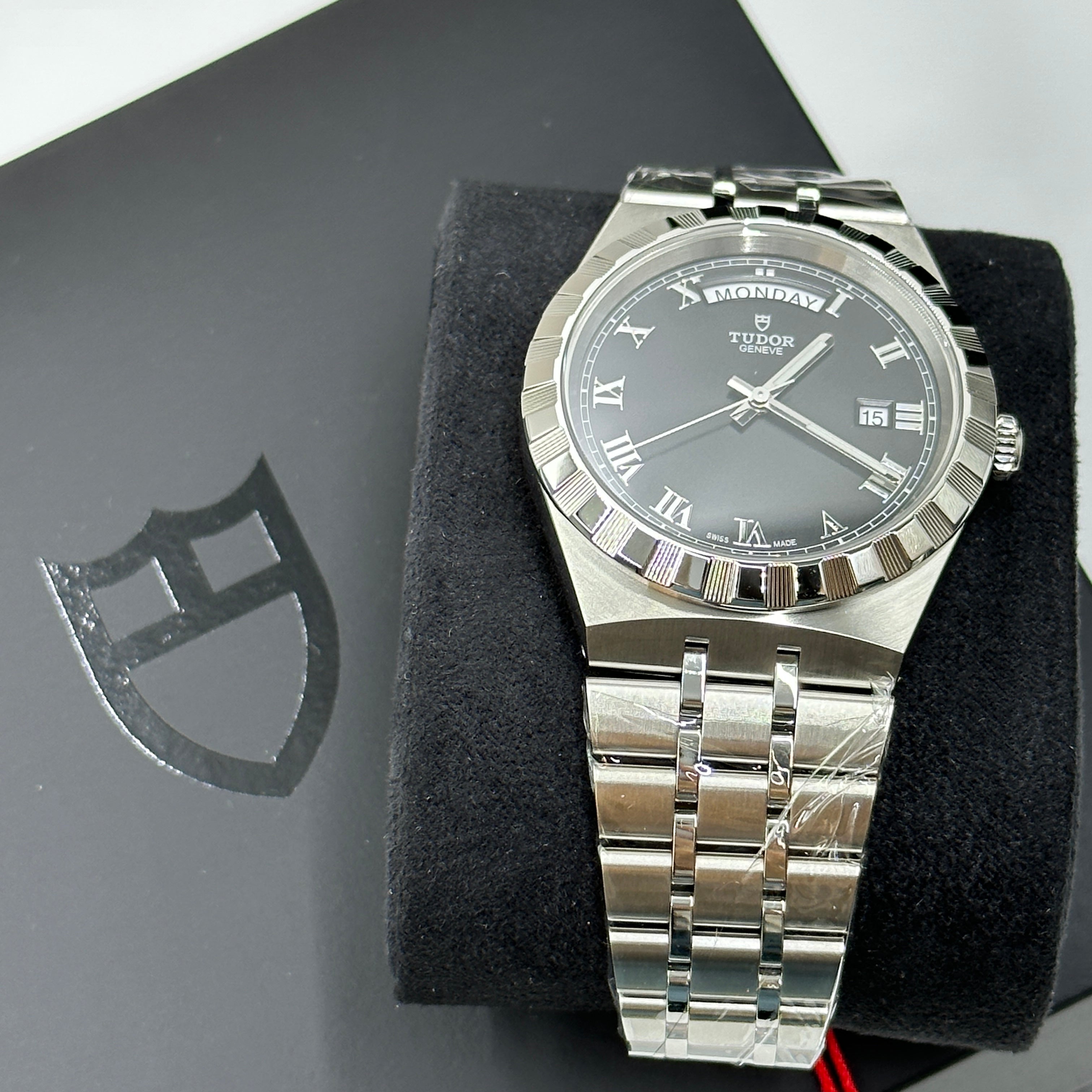 Tudor Royal M28600-0003 Black Roman