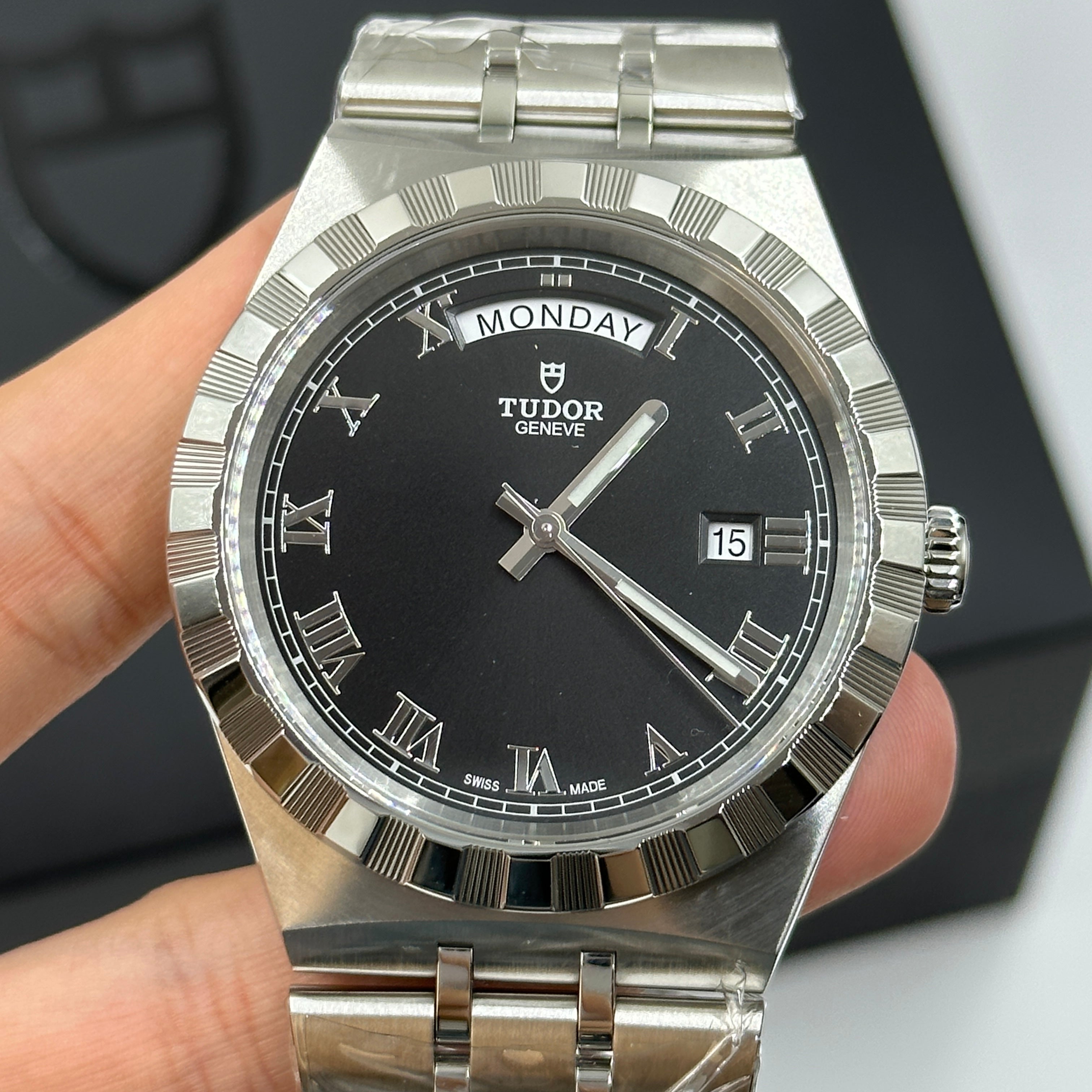 Tudor Royal M28600-0003 Black Roman