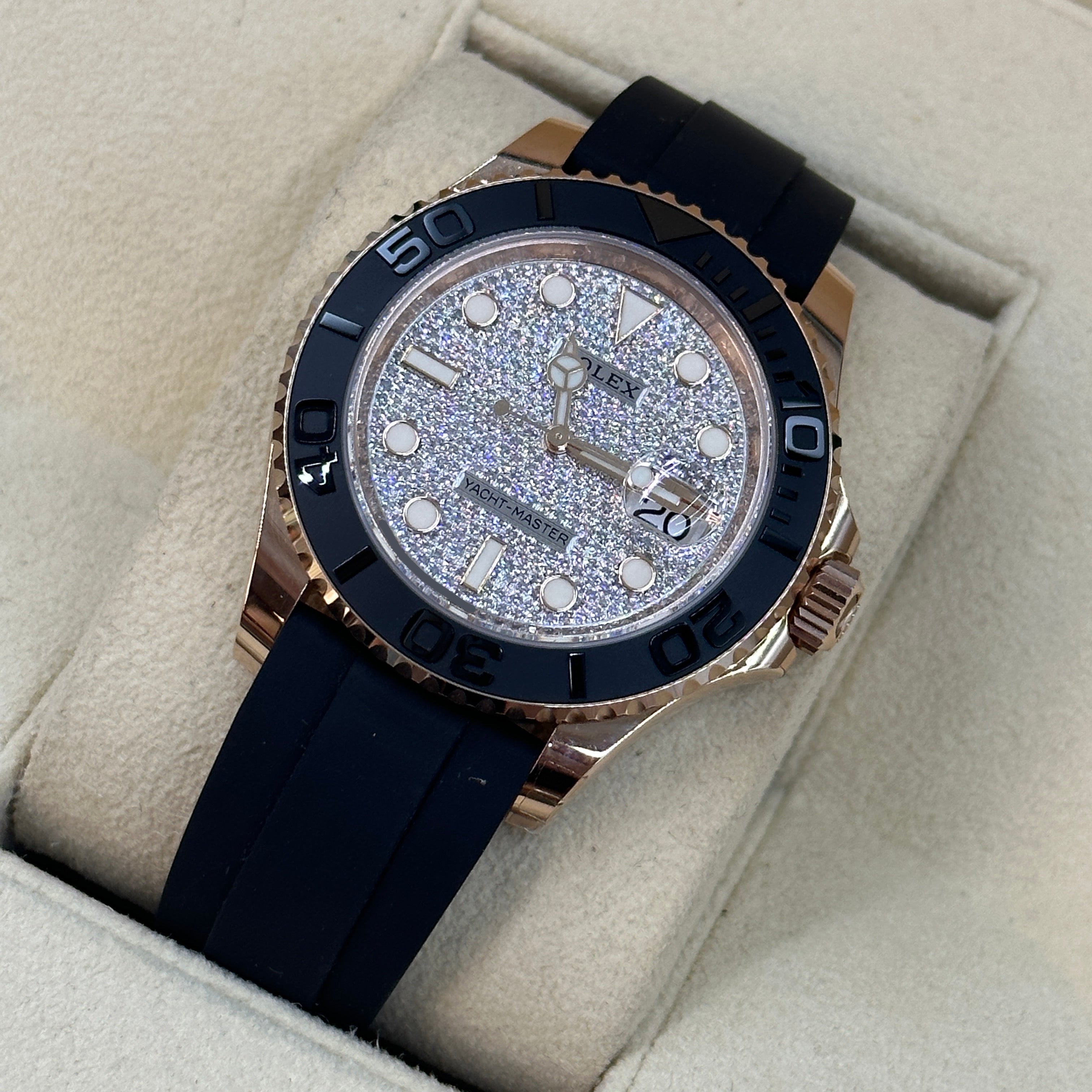 Rolex  Yacht-Master 40 126655 PAVE