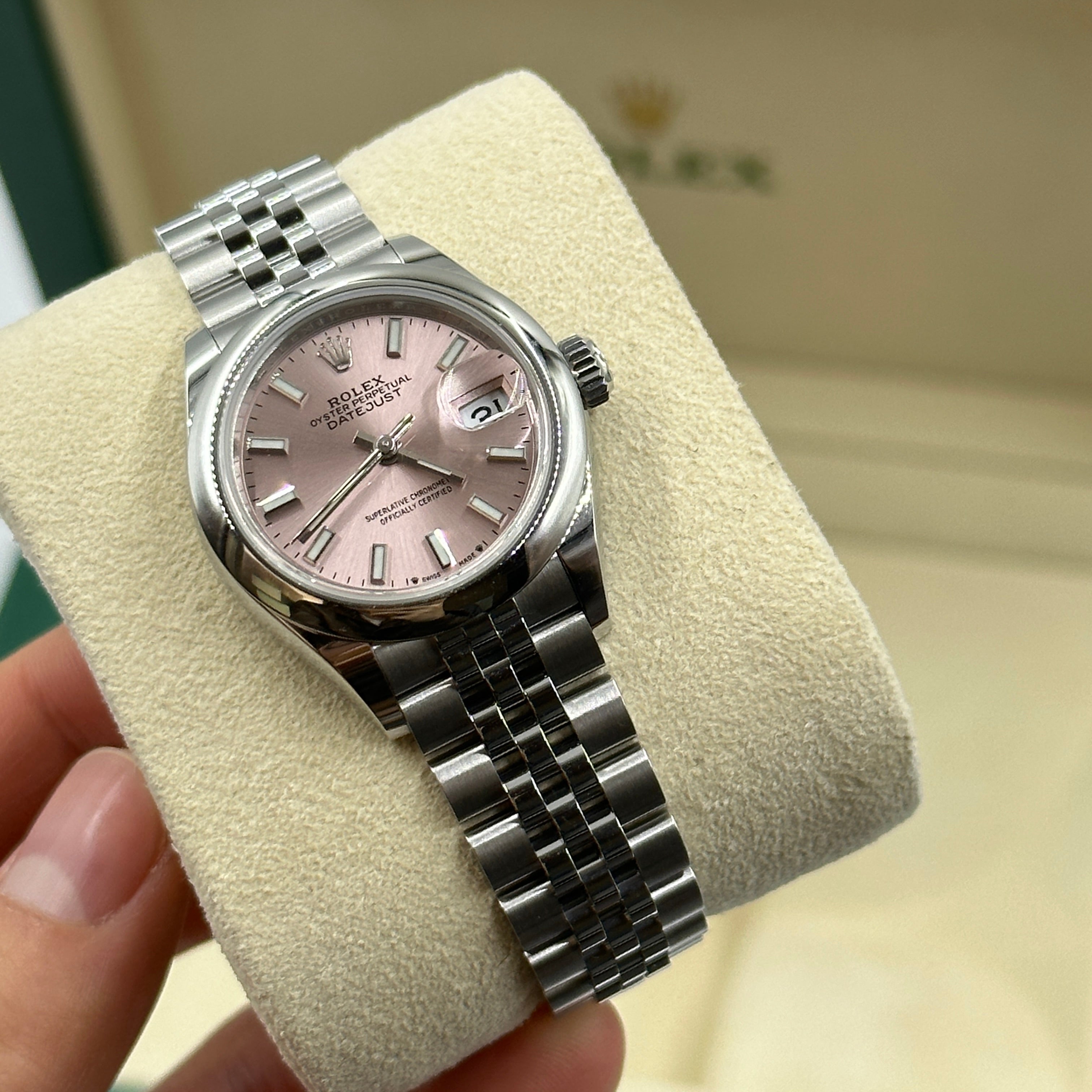 Rolex Lady-Datejust 279160 Pink Index Jubilee 2025