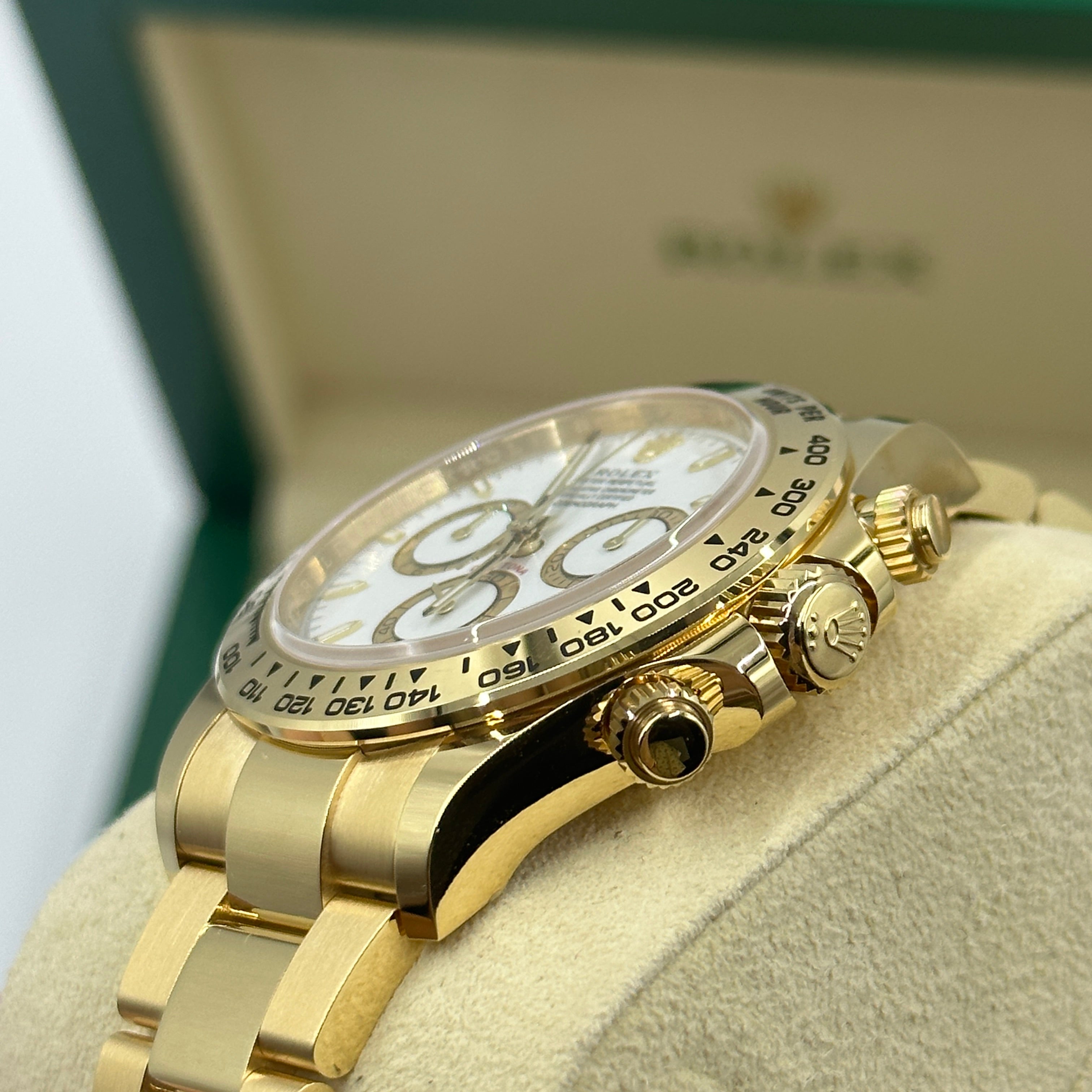 Rolex Cosmograph Daytona 126508 White