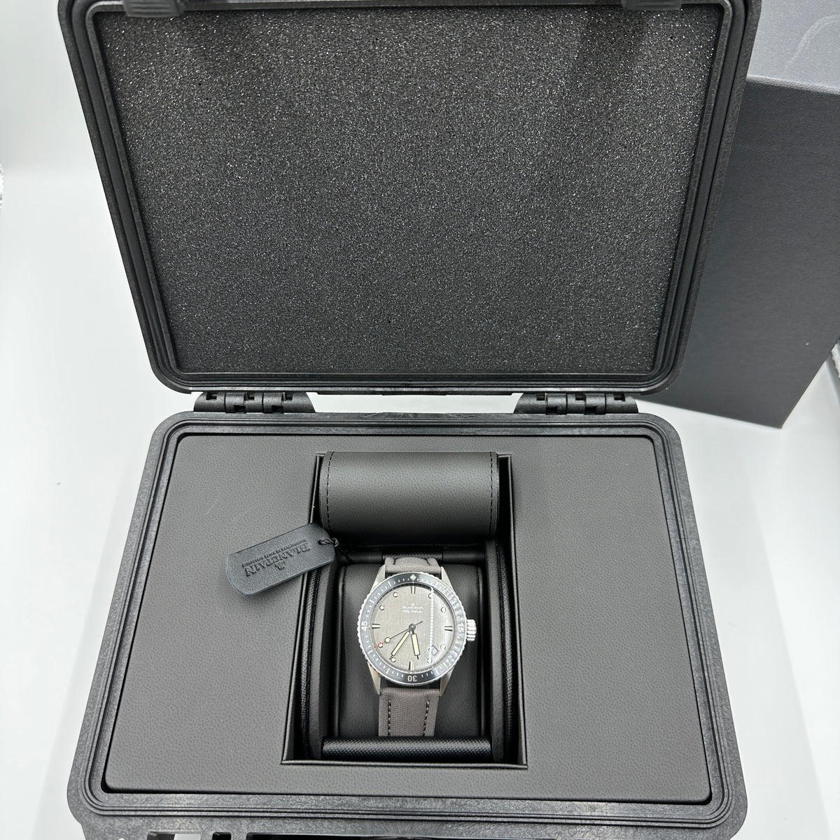 Blancpain Fifty Fathoms Bathyscaphe 43 Mm 5000 1210 G52A 2026