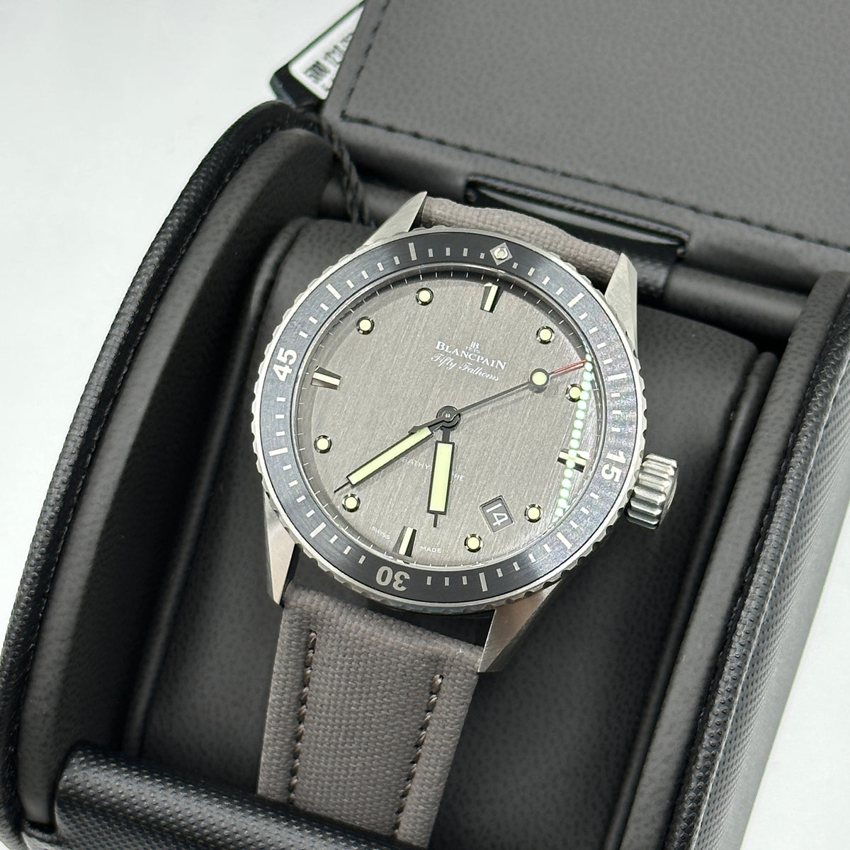Blancpain Fifty Fathoms Bathyscaphe 43 Mm 5000 1210 G52A 2026