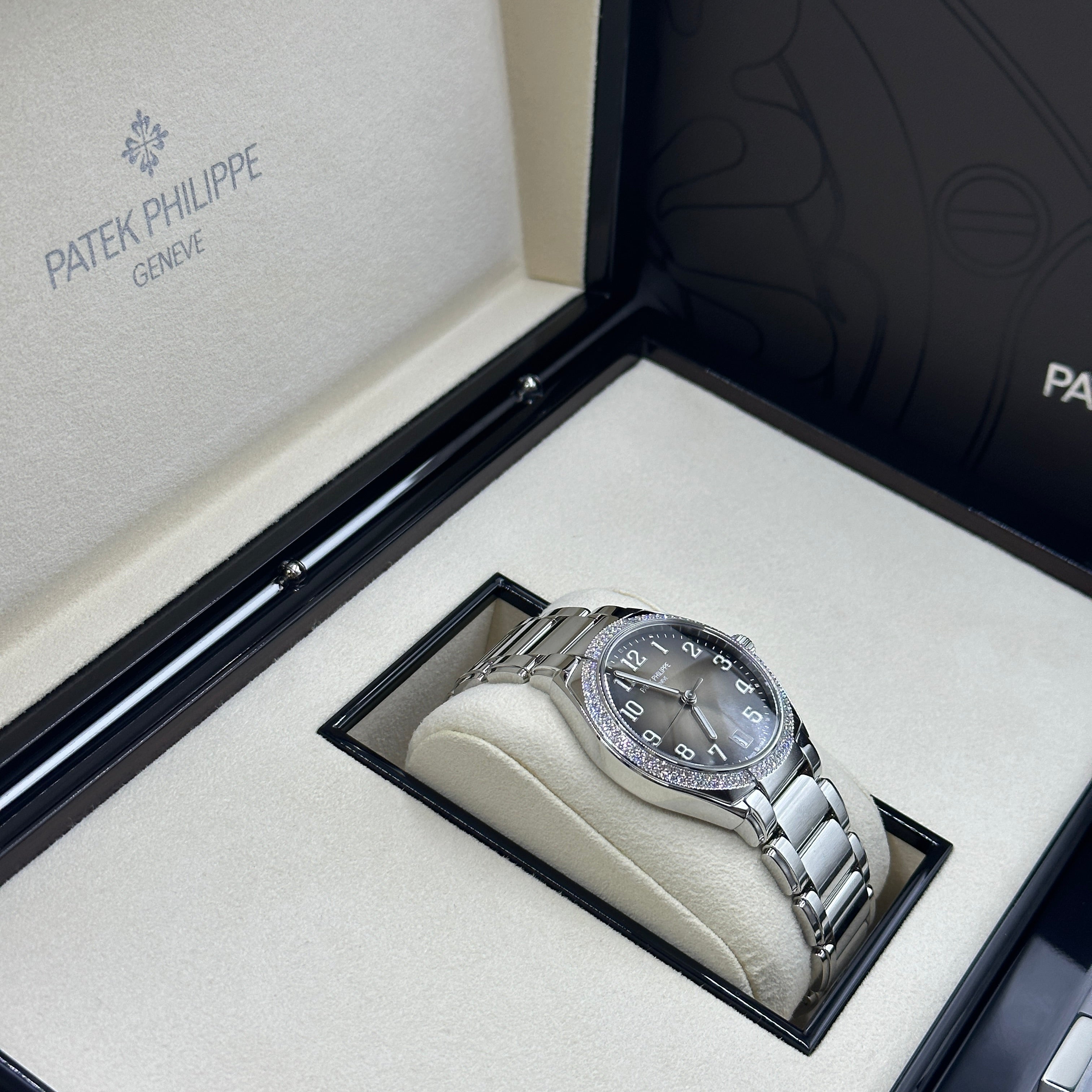 Patek Philippe Twenty~4 Grey Dial 7300/1200A-010