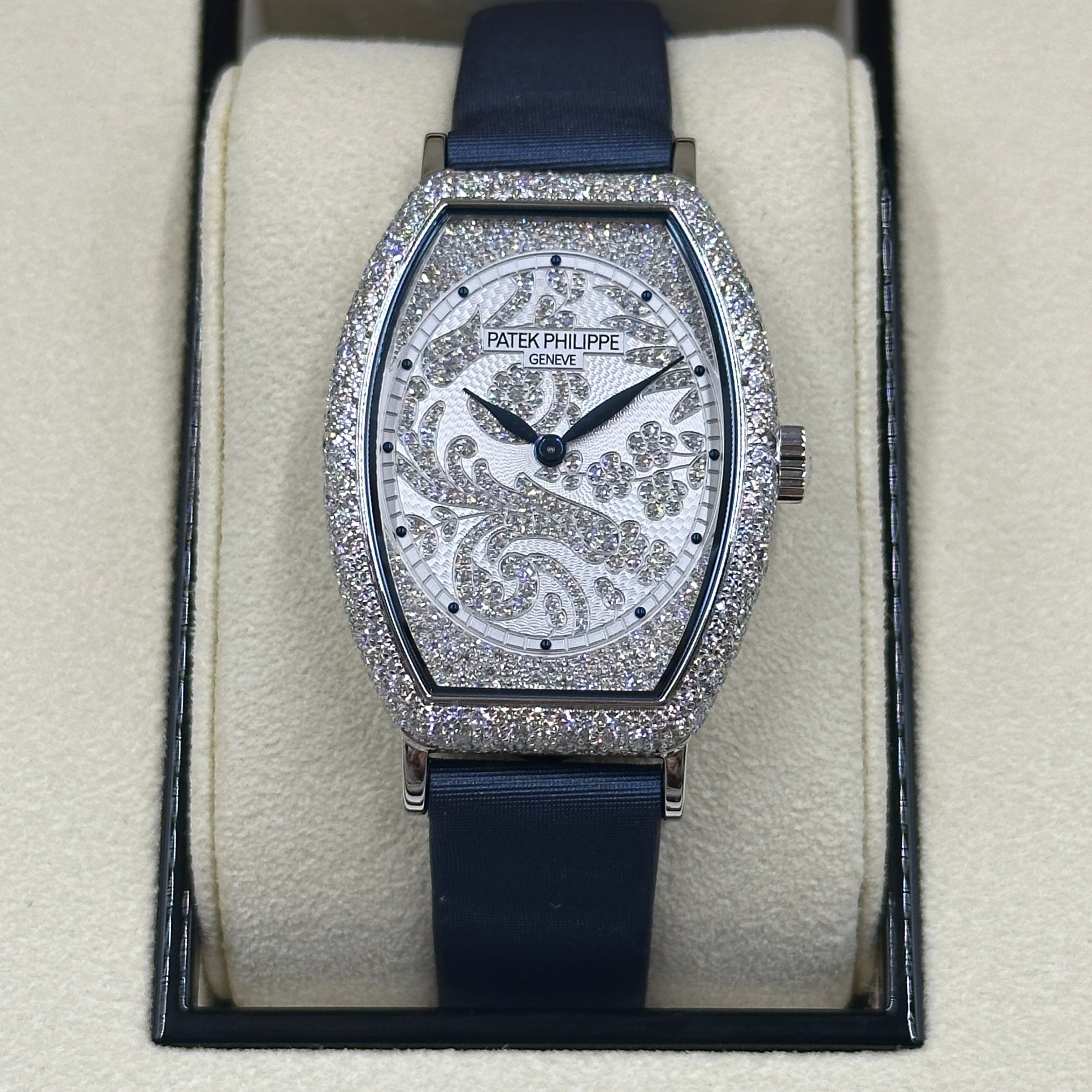 Patek Philippe GONDOLO  7099G-001