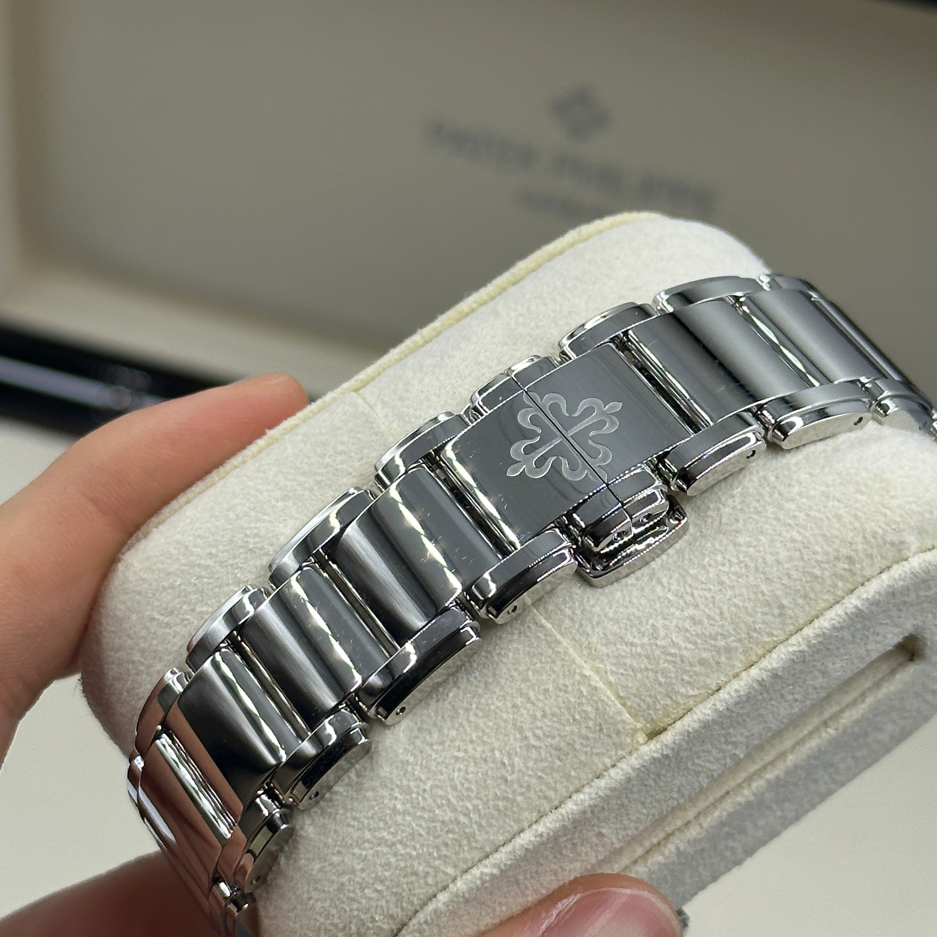 Patek Philippe Twenty~4 Grey Dial 7300/1200A-010