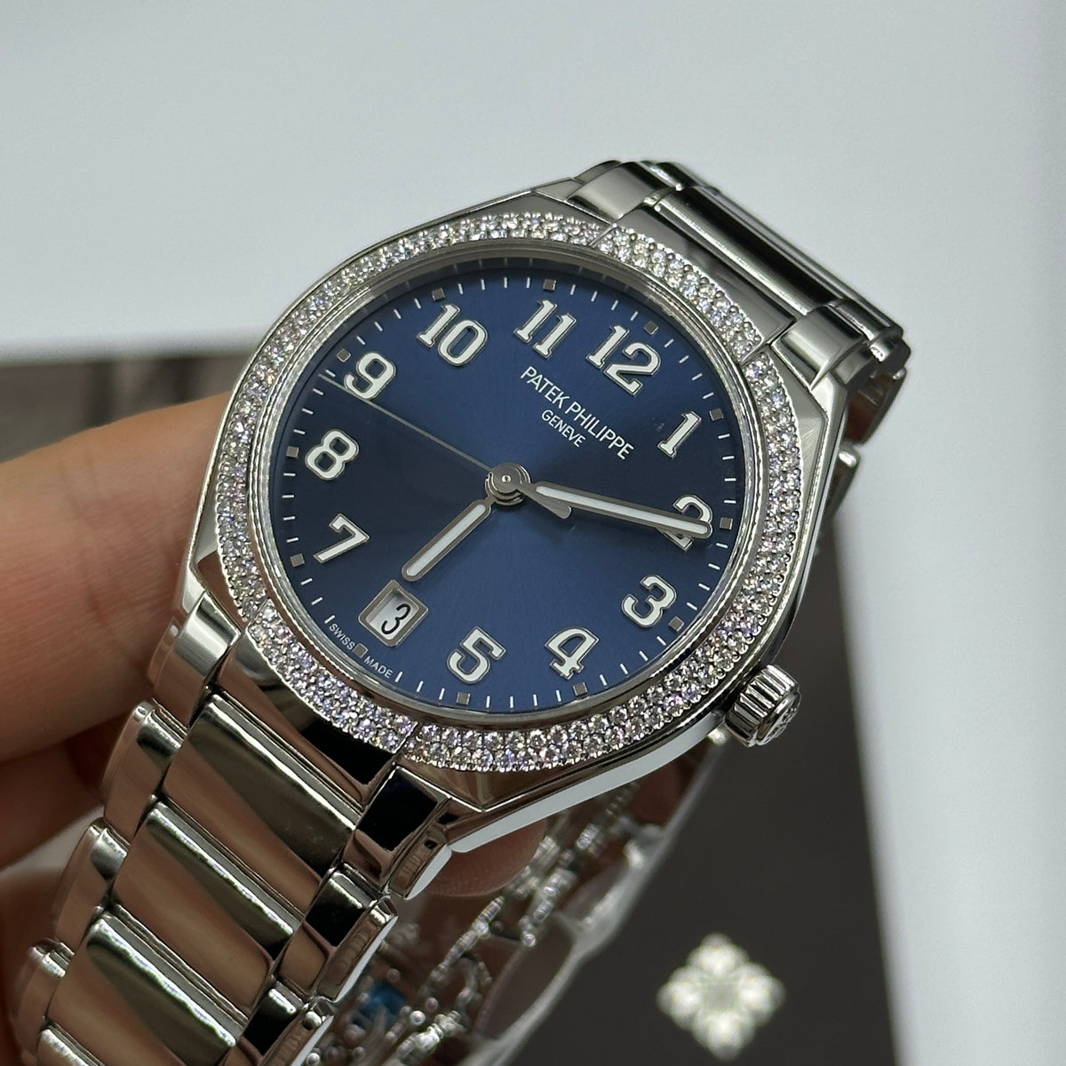 Patek Philippe Twenty~4 7300/1200A-001    2024