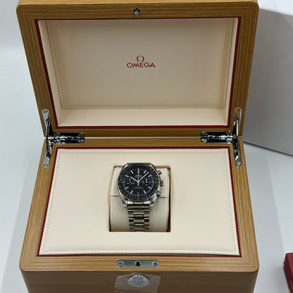 Omega Speedmaster Racing Master 329.30.44.51.01.001 2026