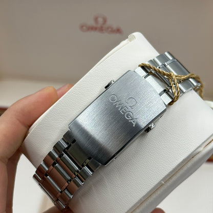 Omega Speedmaster Racing Master 329.30.44.51.01.001 2026