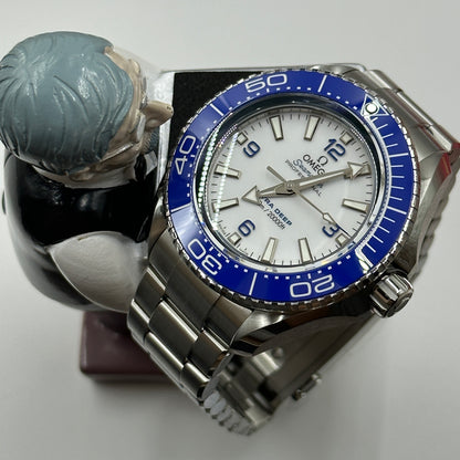 Omega  Seamaster Planet Ocean 6000M €10.200 215.30.46.21.04.001 2026