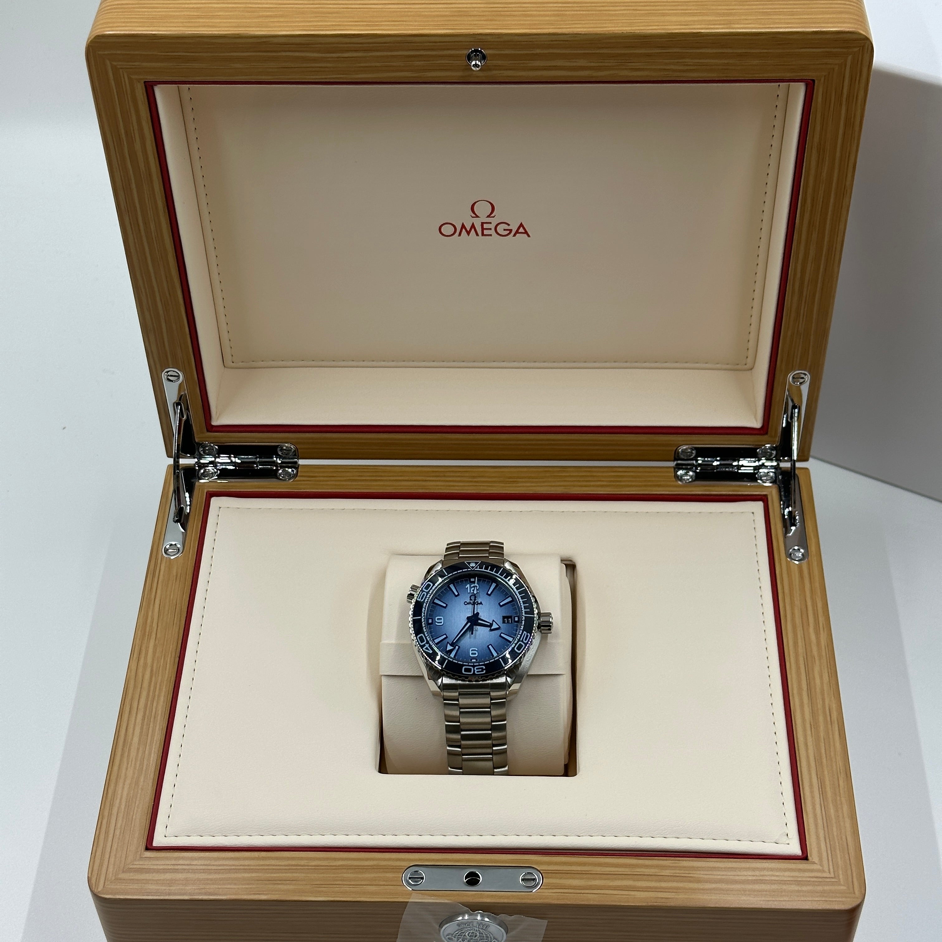 Omega Seamaster Planet Ocean 600m Co-axial Master Summer Blue 215.30.40.20.03.002