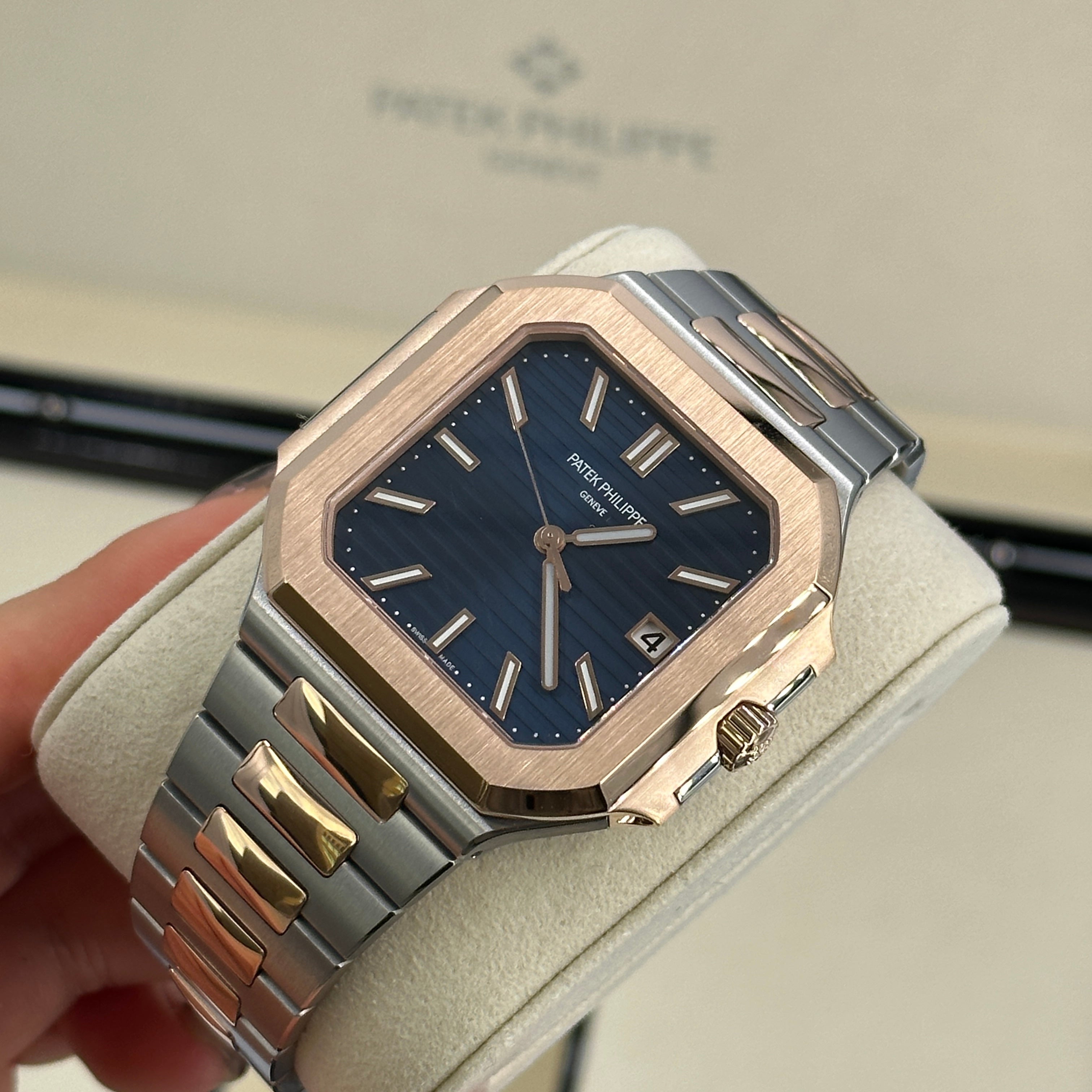 Patek Philippe Cubitus  5821/1AR-001
