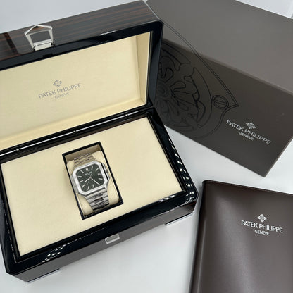 Patek Philippe Cubitus 5821/1A-001 2025