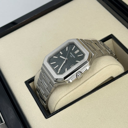 Patek Philippe Cubitus 5821/1A-001 2025