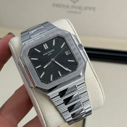 Patek Philippe Cubitus 5821/1A-001 2025