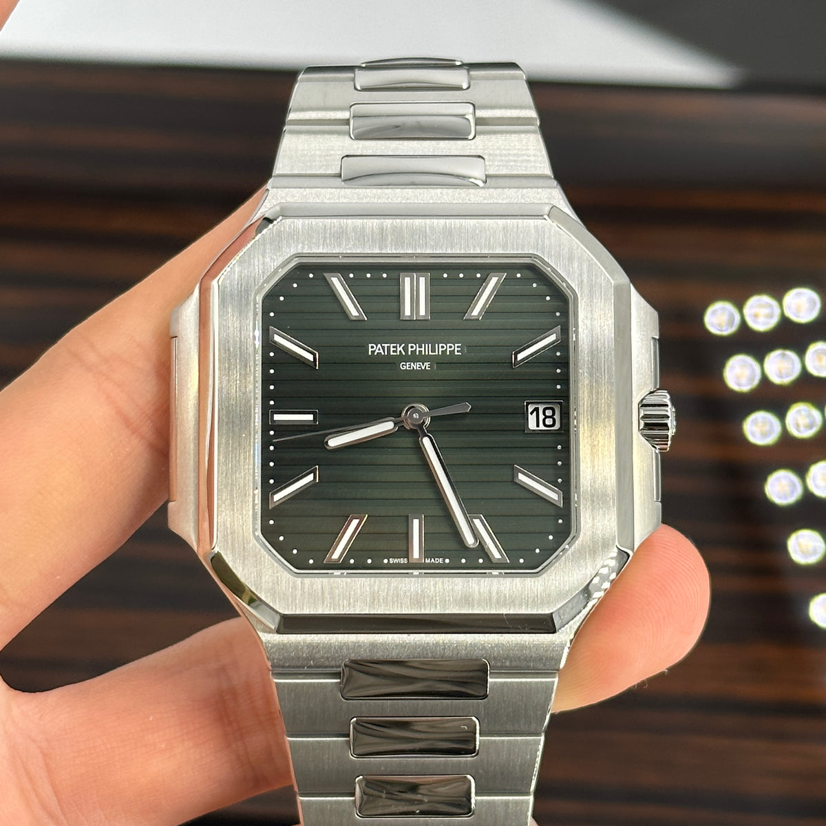 Patek Philippe Cubitus 5821/1A-001 2025