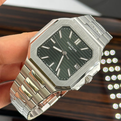 Patek Philippe Cubitus 5821/1A-001 2025