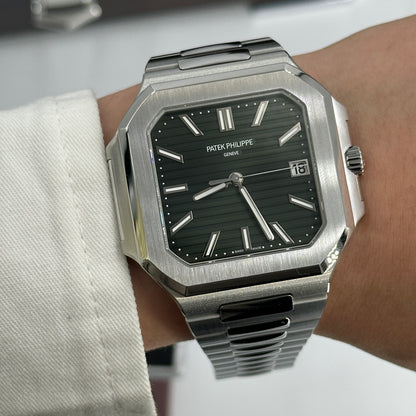 Patek Philippe Cubitus 5821/1A-001 2025