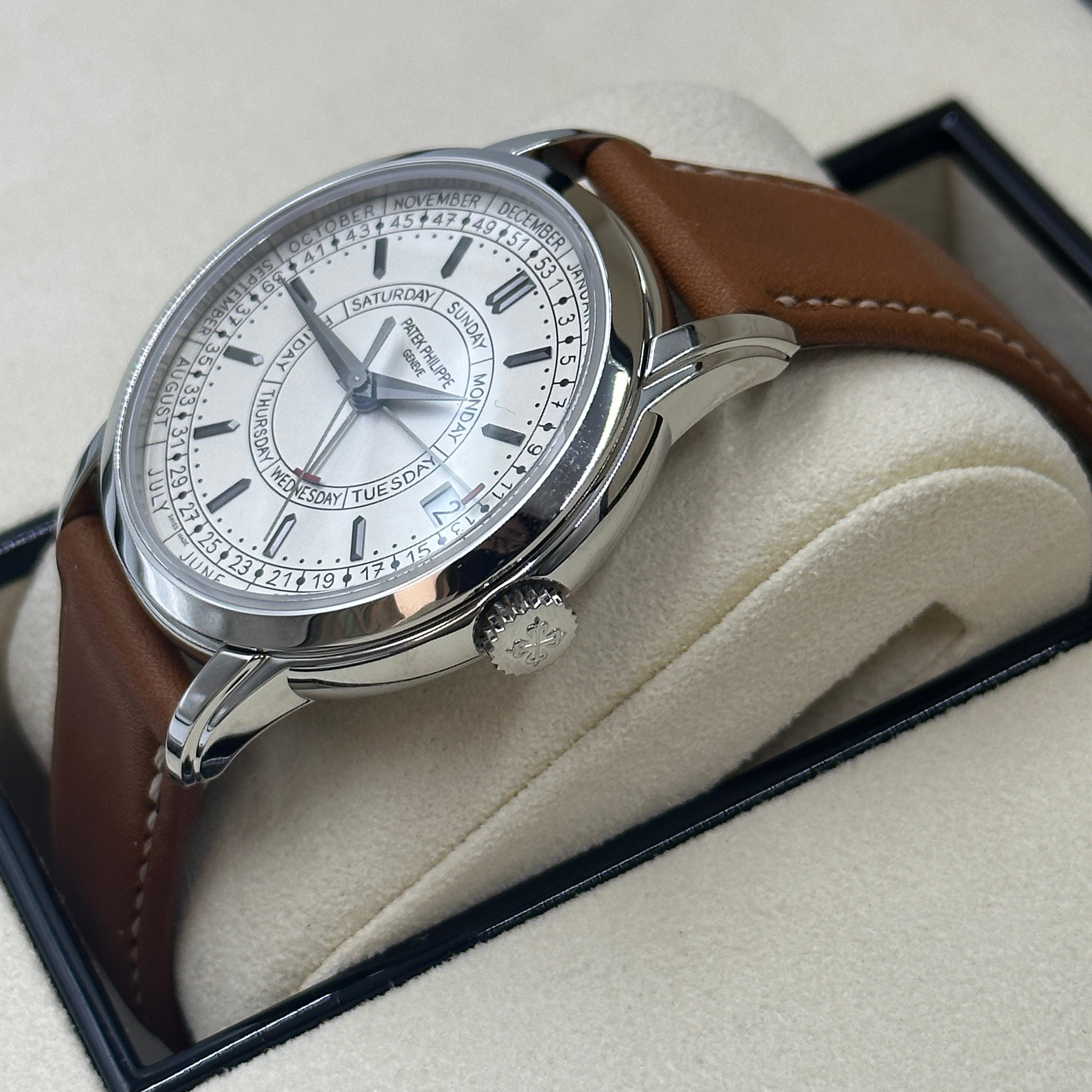 Patek Philippe Calatrava Weekly Calendar 5212A‑001 Steel 40 mm