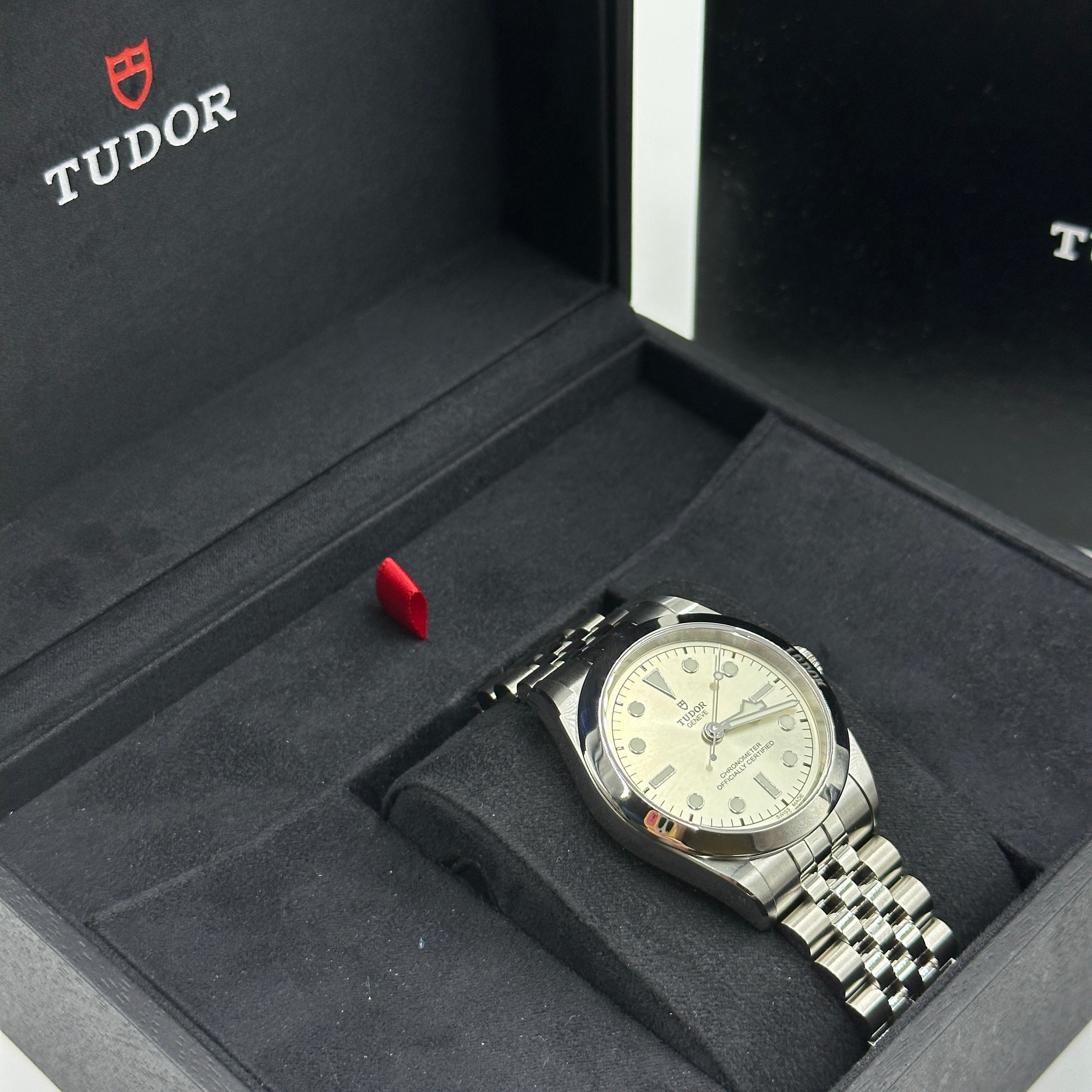 TUDOR Black Bay One 39 79660-0003 SILVER STEEL