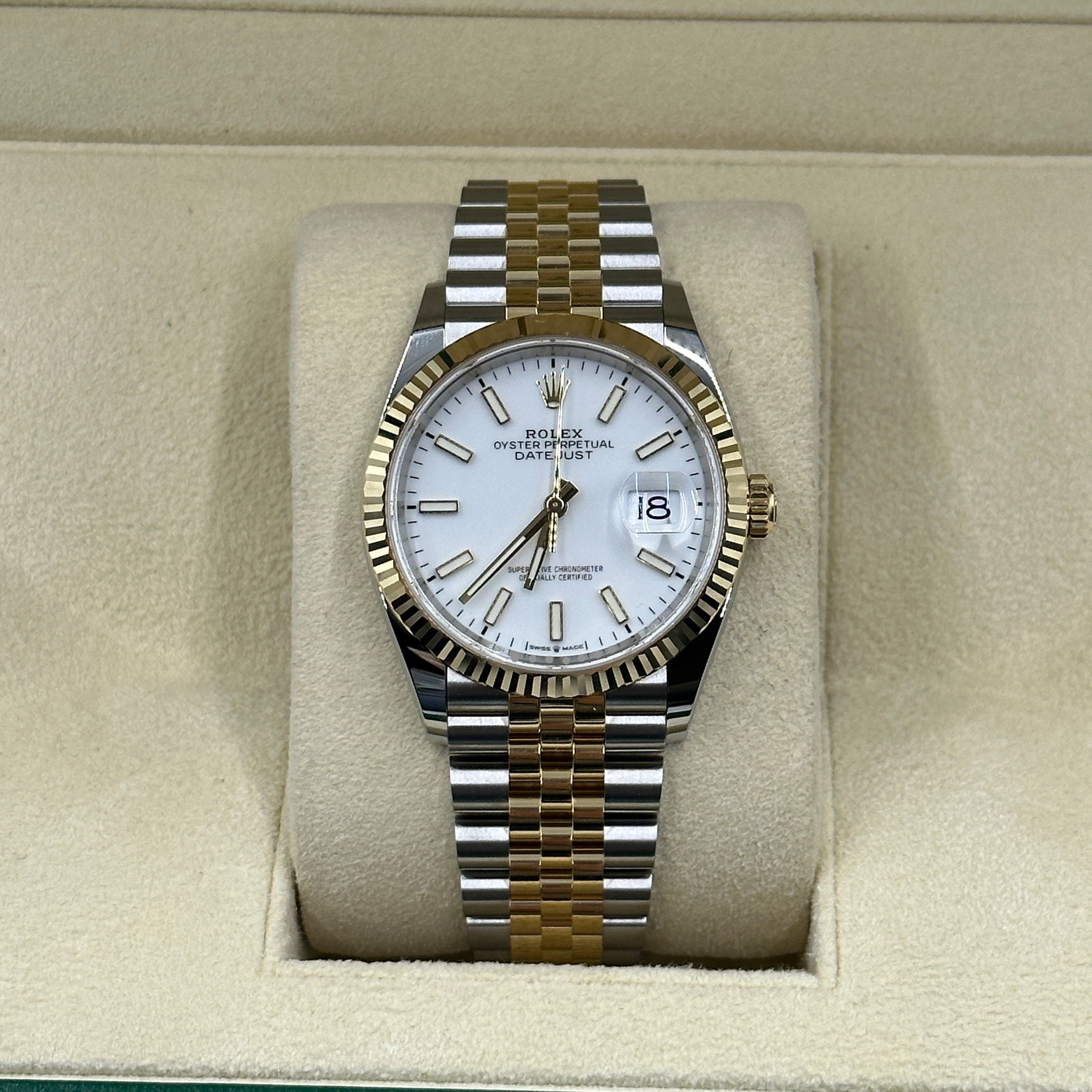 Rolex Datejust 36 126233-0019 White Index Dial Jubilee 2026