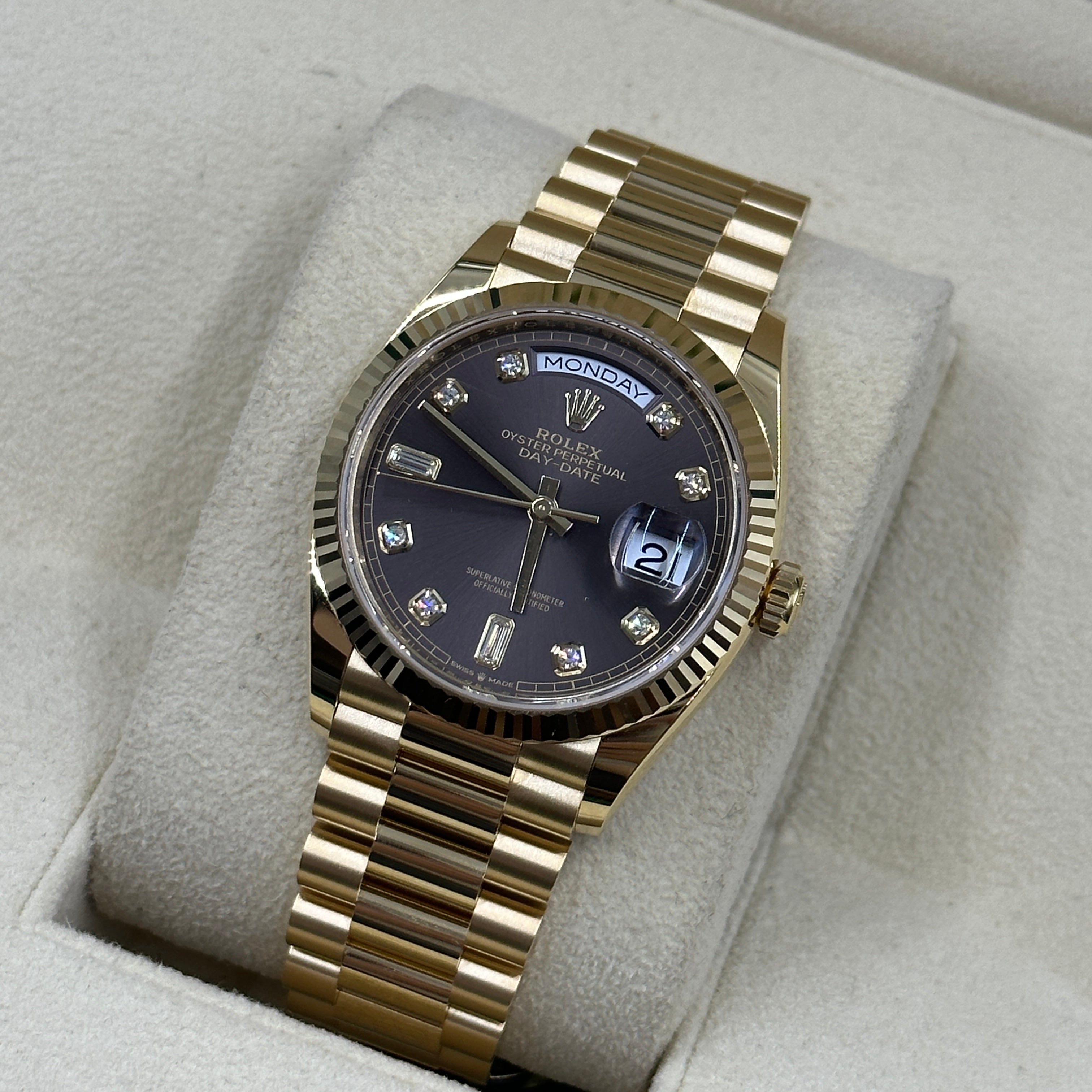 Rolex Day-Date 128238A Grey 2026