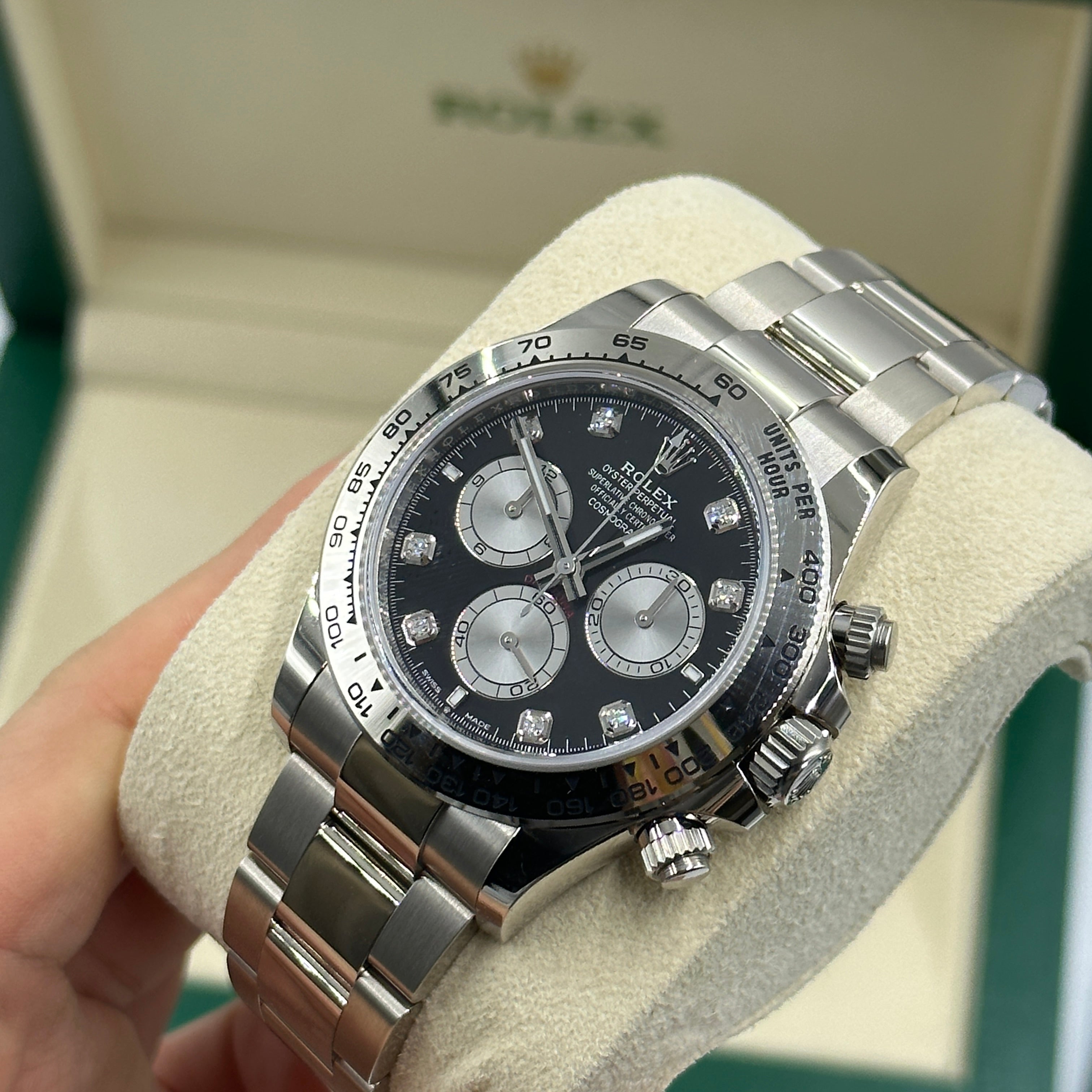 Rolex Cosmograph Daytona 126509 Bright black and steel set with diamonds