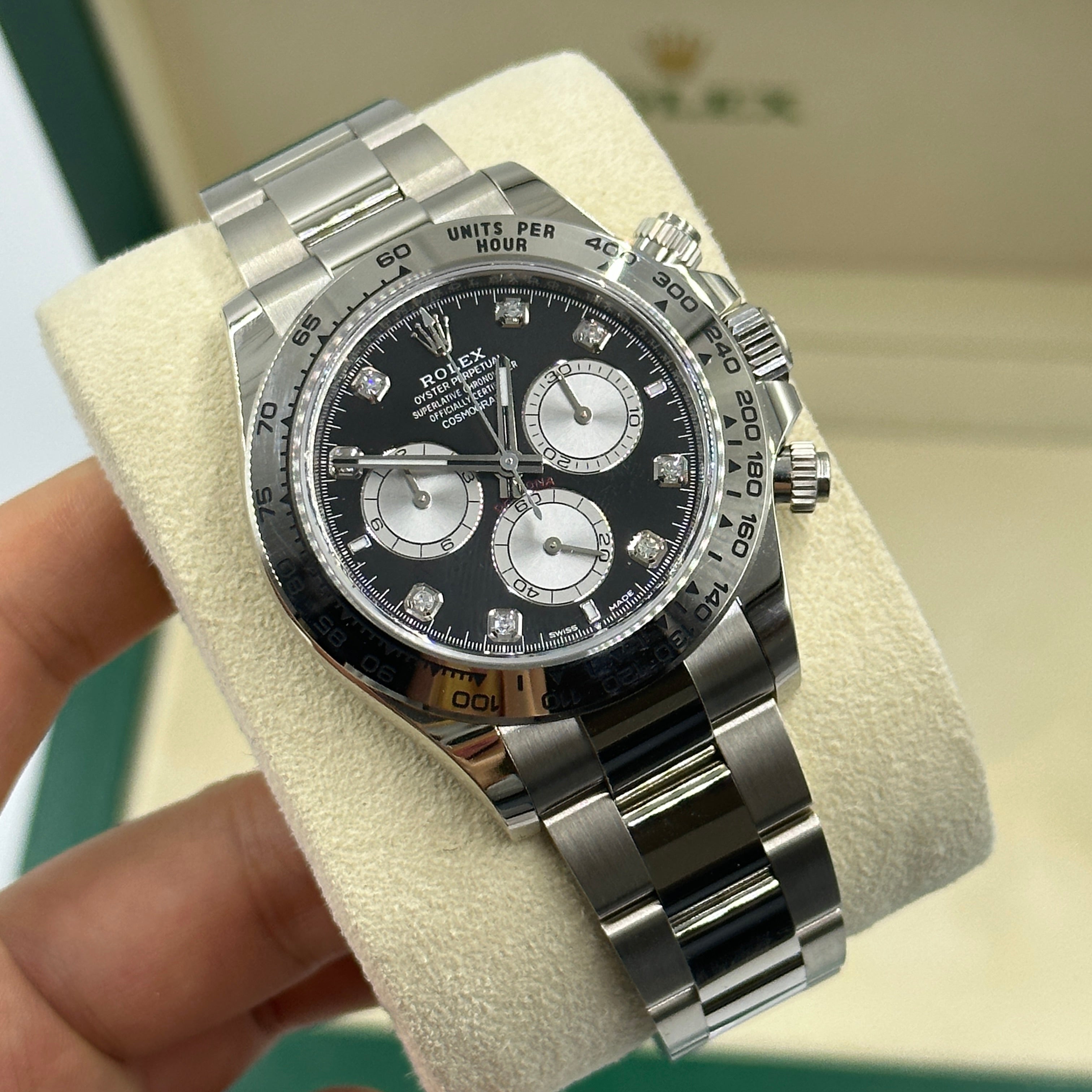 Rolex Cosmograph Daytona 126509 Bright black and steel set with diamonds