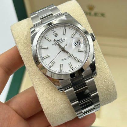 Rolex Datejust 41 126300 White Oyster