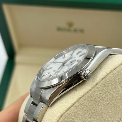 Rolex Datejust 41 126300 White Oyster
