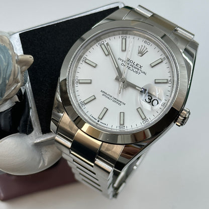 Rolex Datejust 41 126300 White Oyster