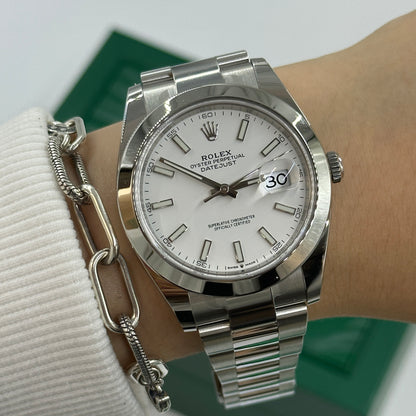 Rolex Datejust 41 126300 White Oyster