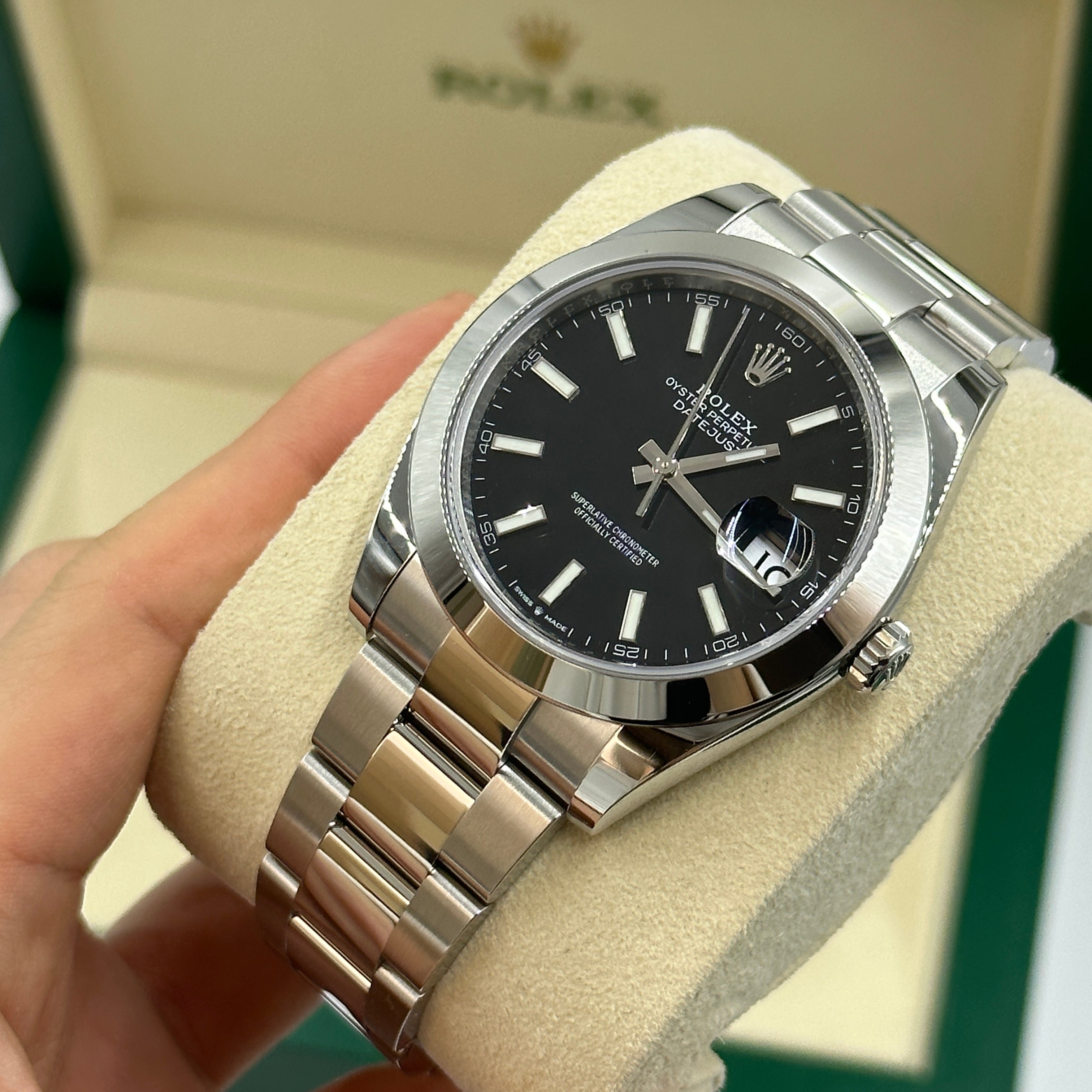 Rolex Datejust 41 126300 Black Index Oyster 2025
