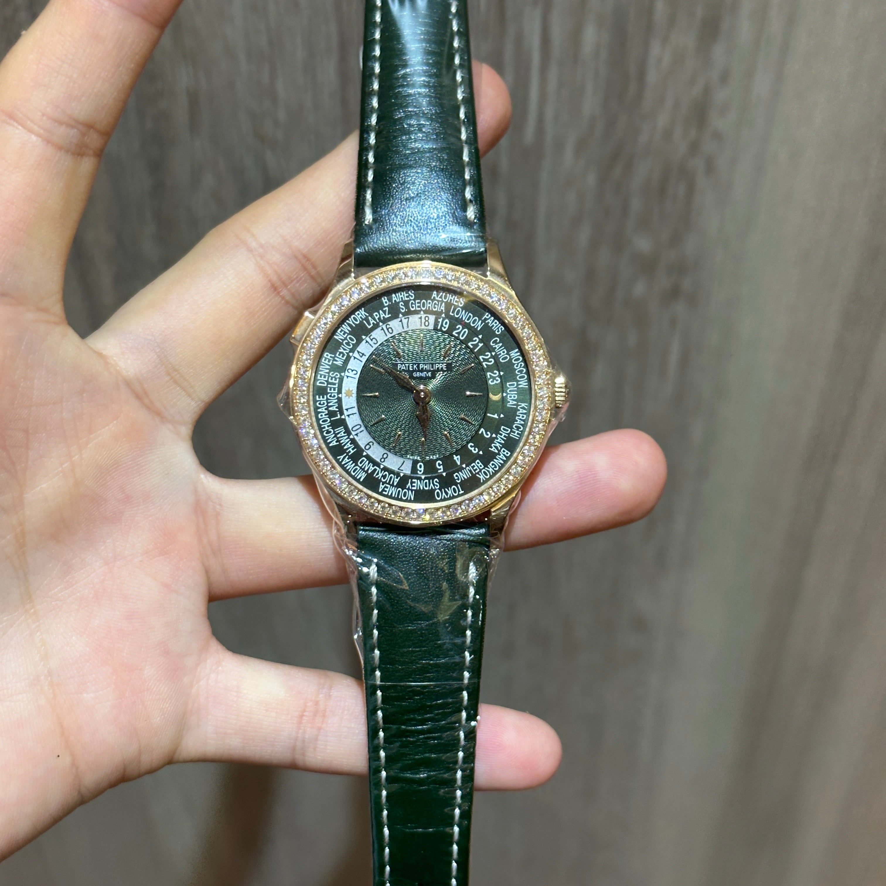 Patek Philippe World Time 7130R-014