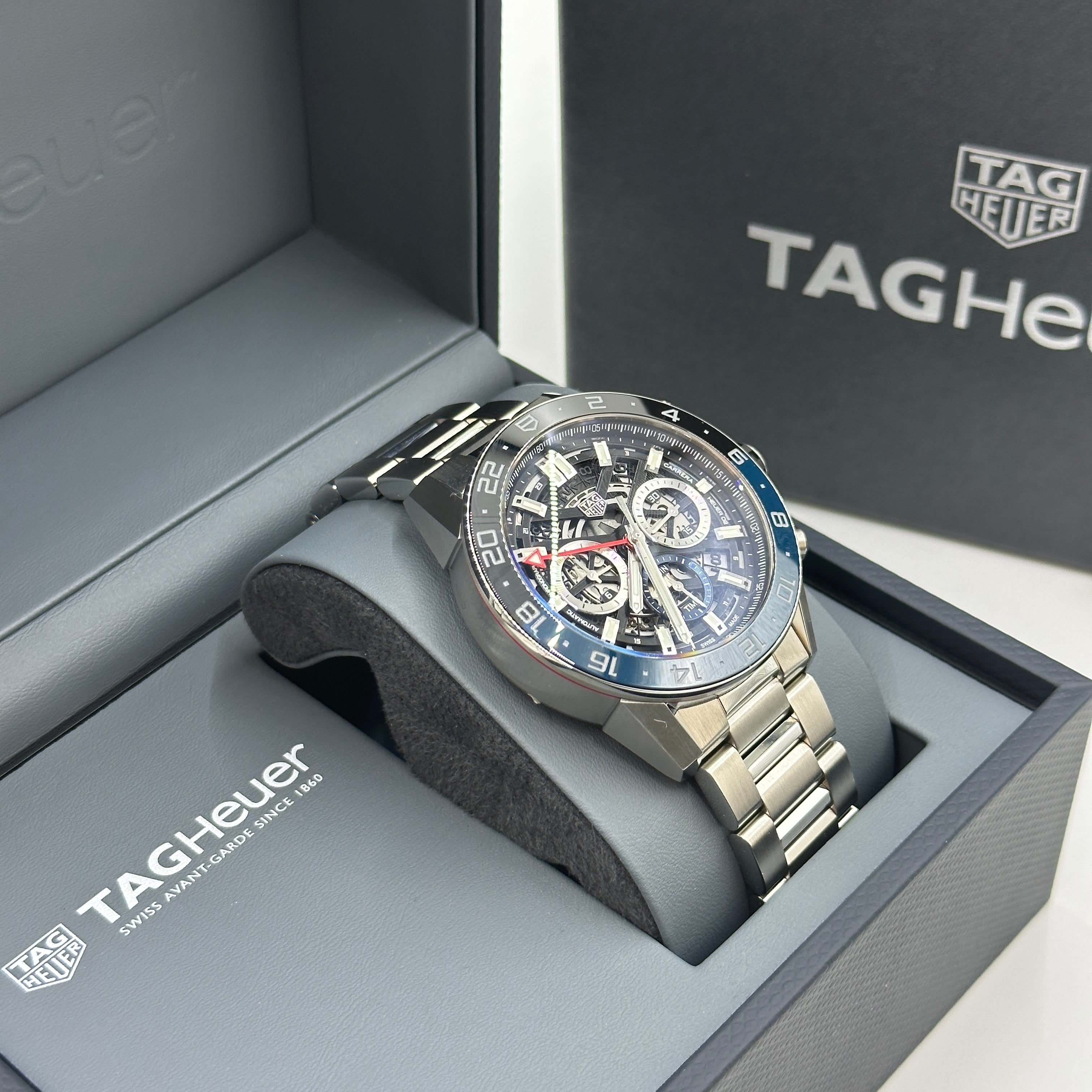 Tag Heuer Carrera Chronograph Twin-Time 45mm CBG2A1Z.BA0658 2024