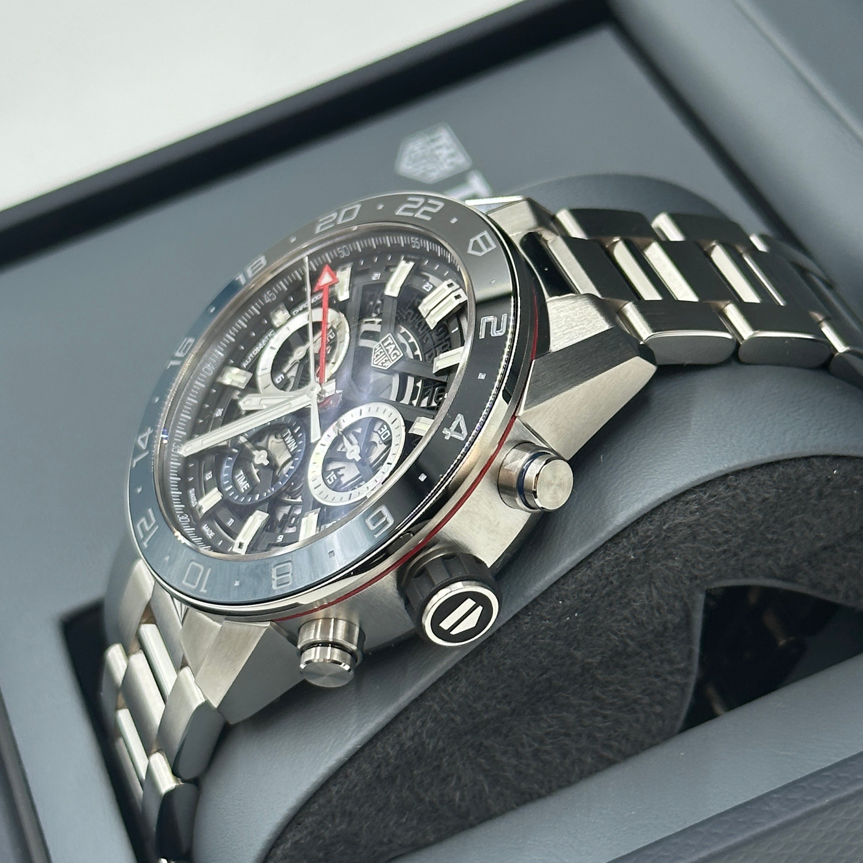 Tag Heuer Carrera Chronograph Twin-Time 45mm CBG2A1Z.BA0658 2024