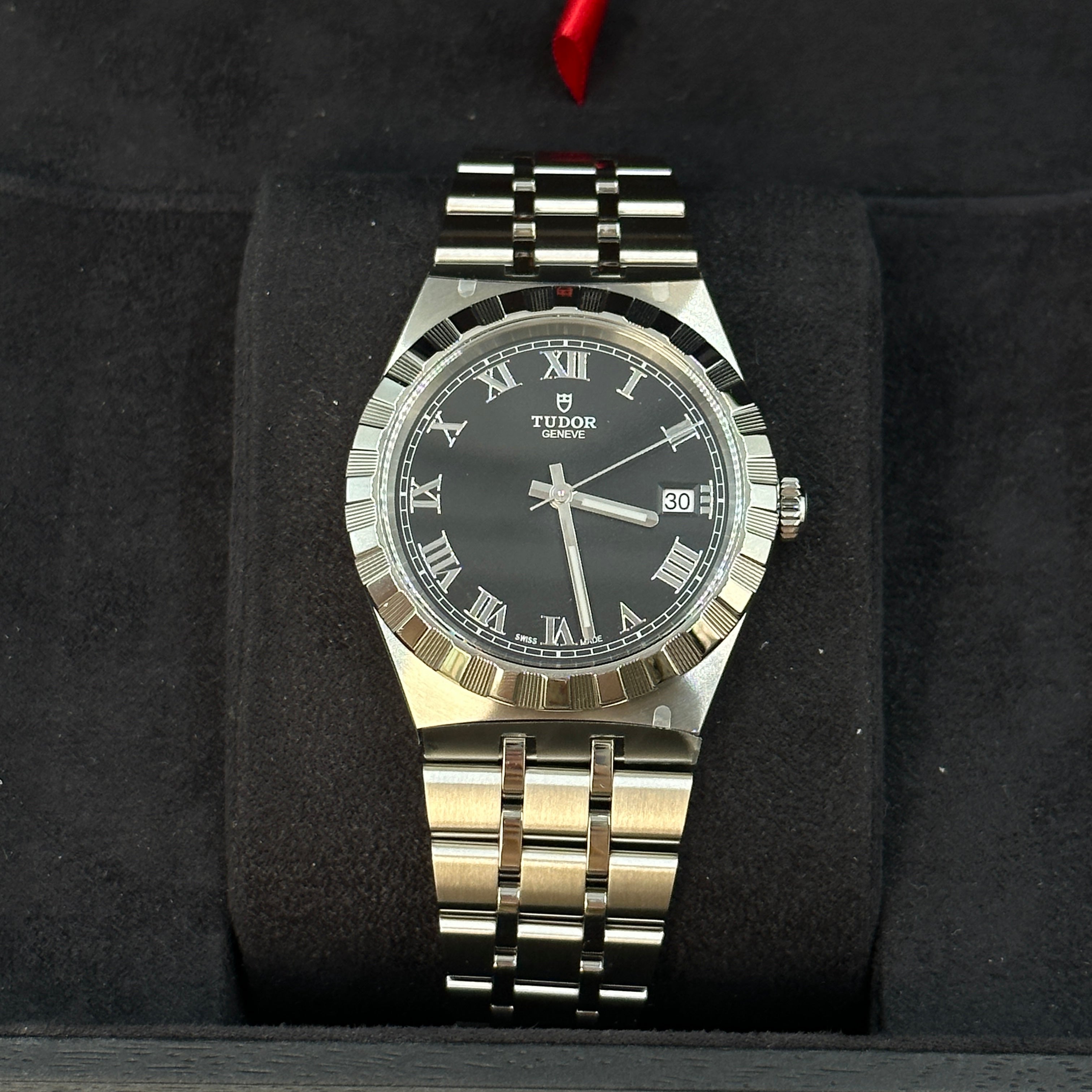Tudor Royal M28500-0003 BLACK ROMAN 38mm
