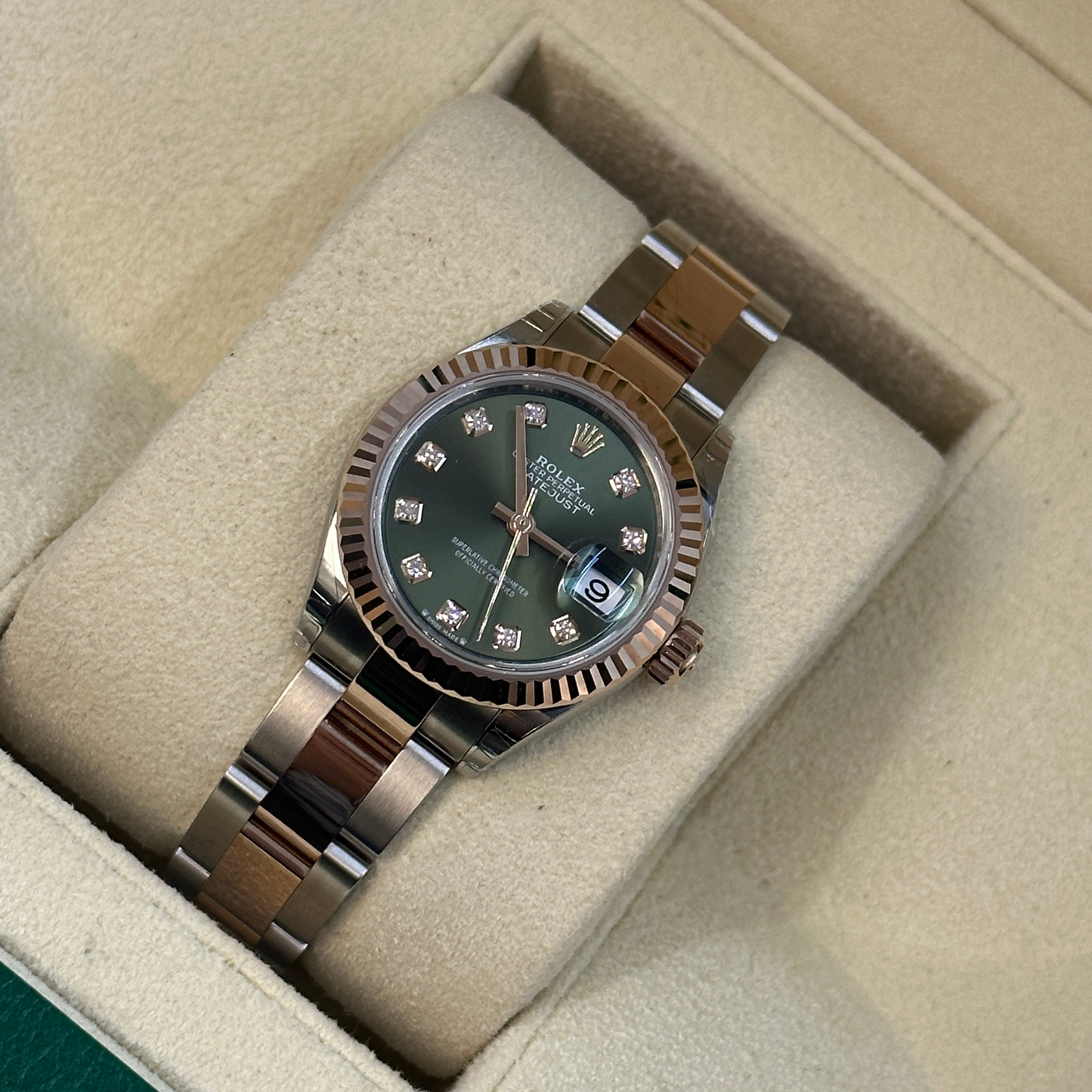 Rolex Lady-Datejust 28 279171G Green Oyster 2025