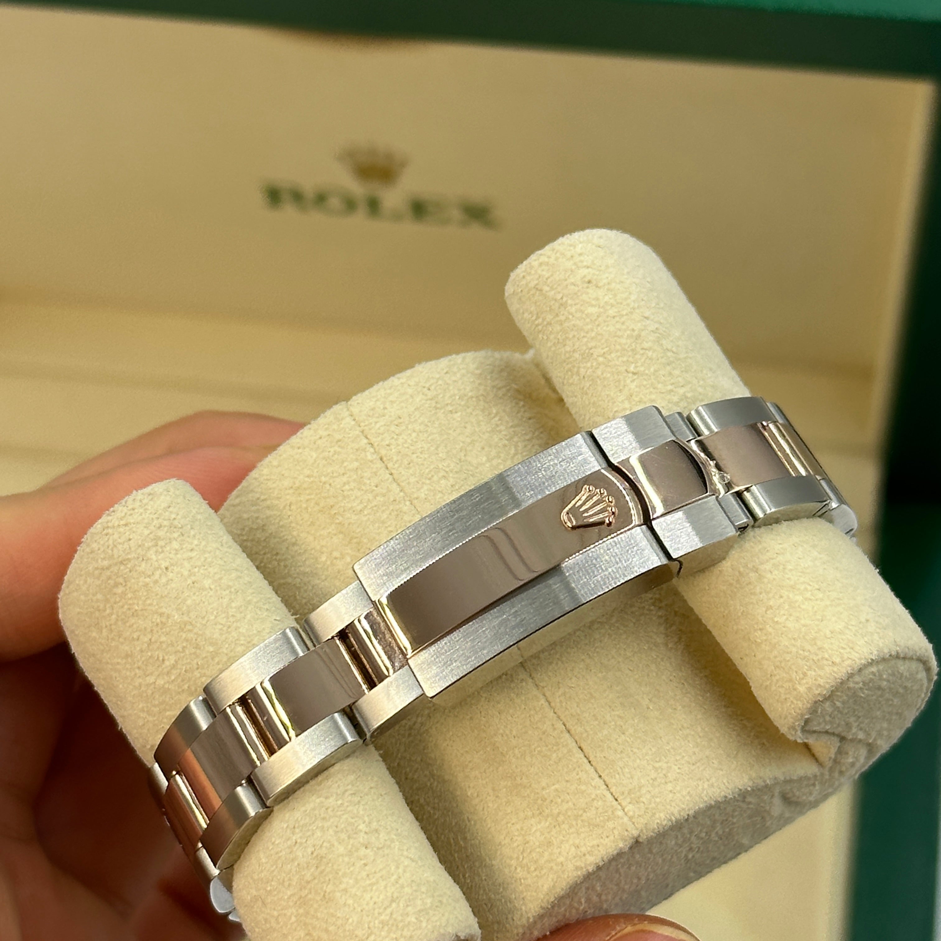 Rolex Lady-Datejust 28 279171G Green Oyster 2025