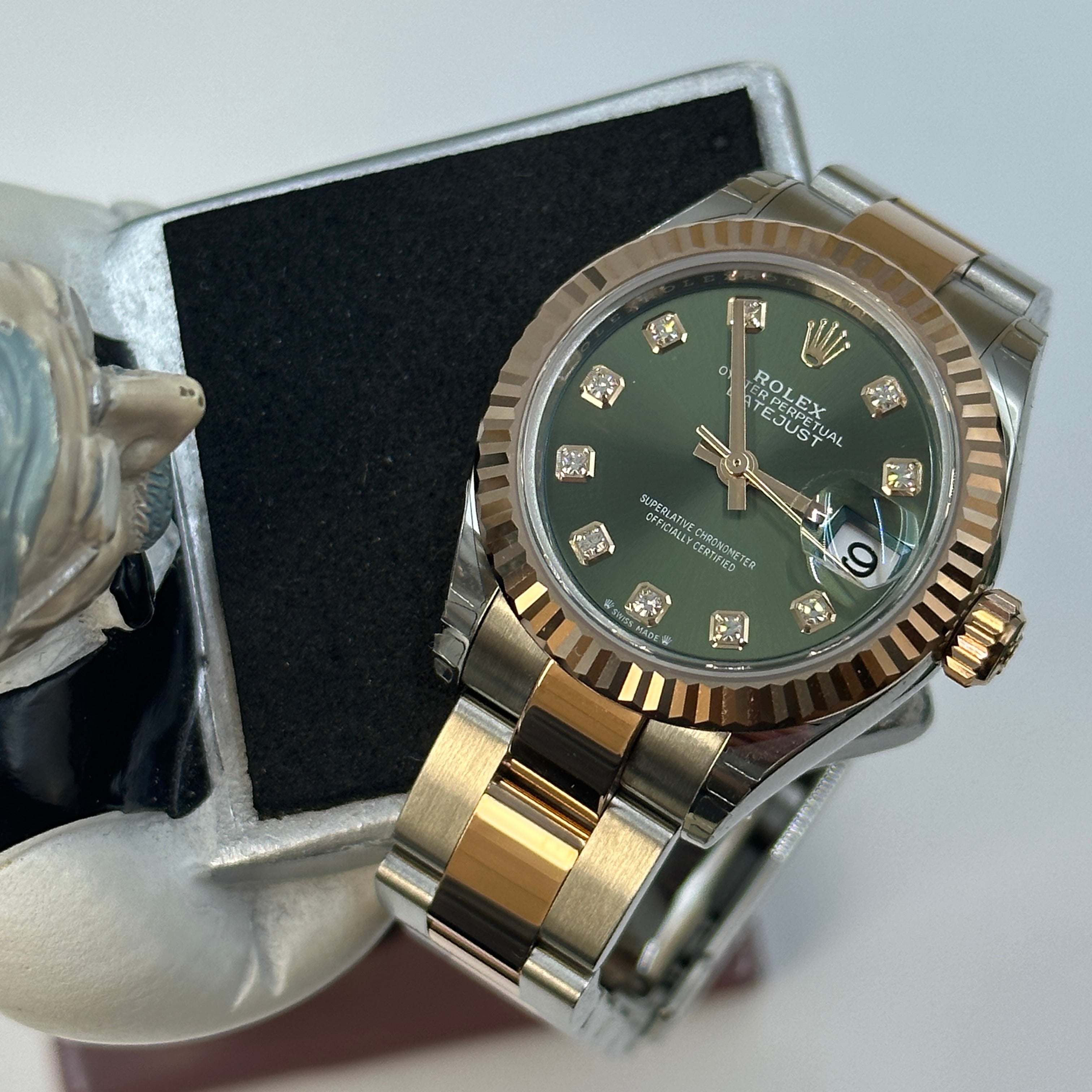 Rolex Lady-Datejust 28 279171G Green Oyster 2025