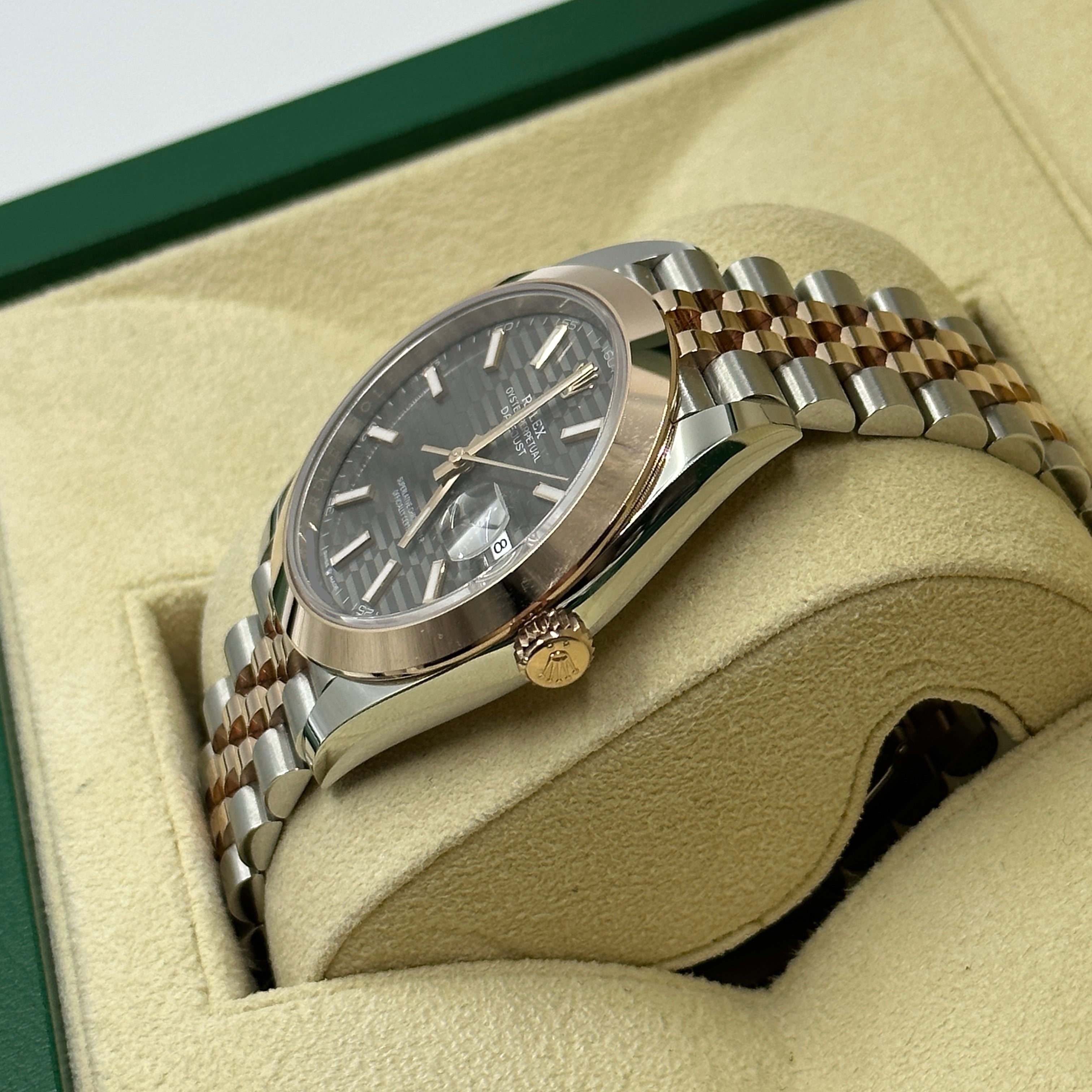 Rolex Datejust 41 126301 Grey Fluted Jubilee 2024