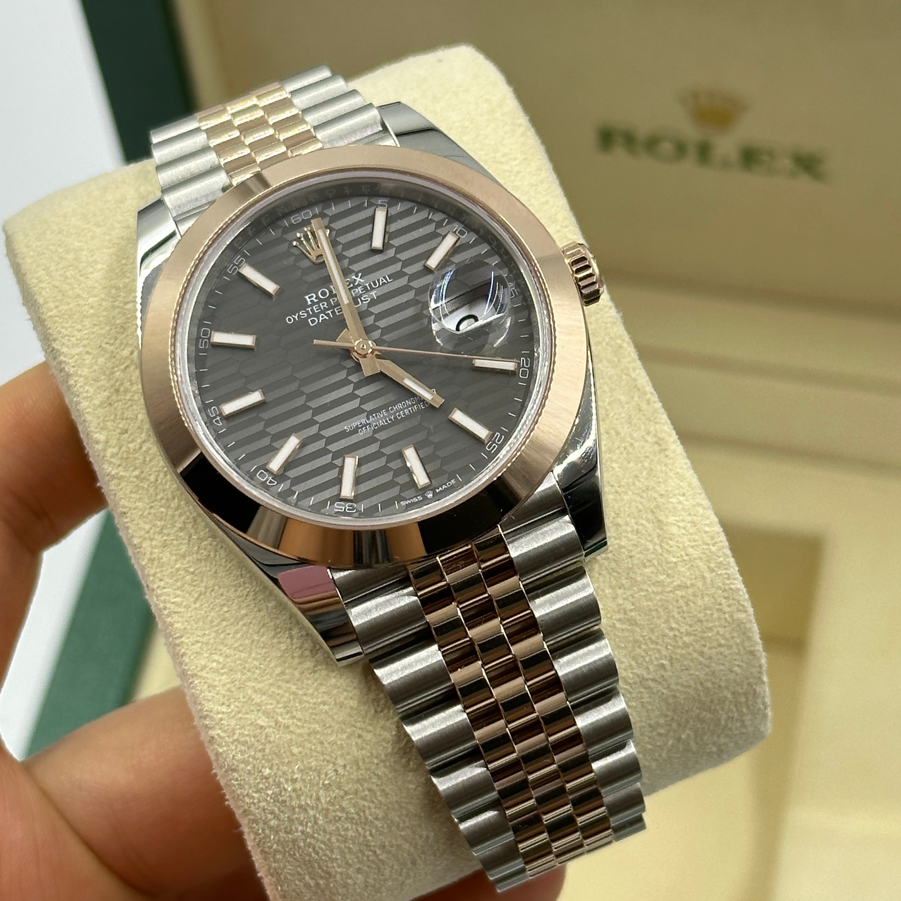 Rolex Datejust 41 126301 Grey Fluted Jubilee 2024