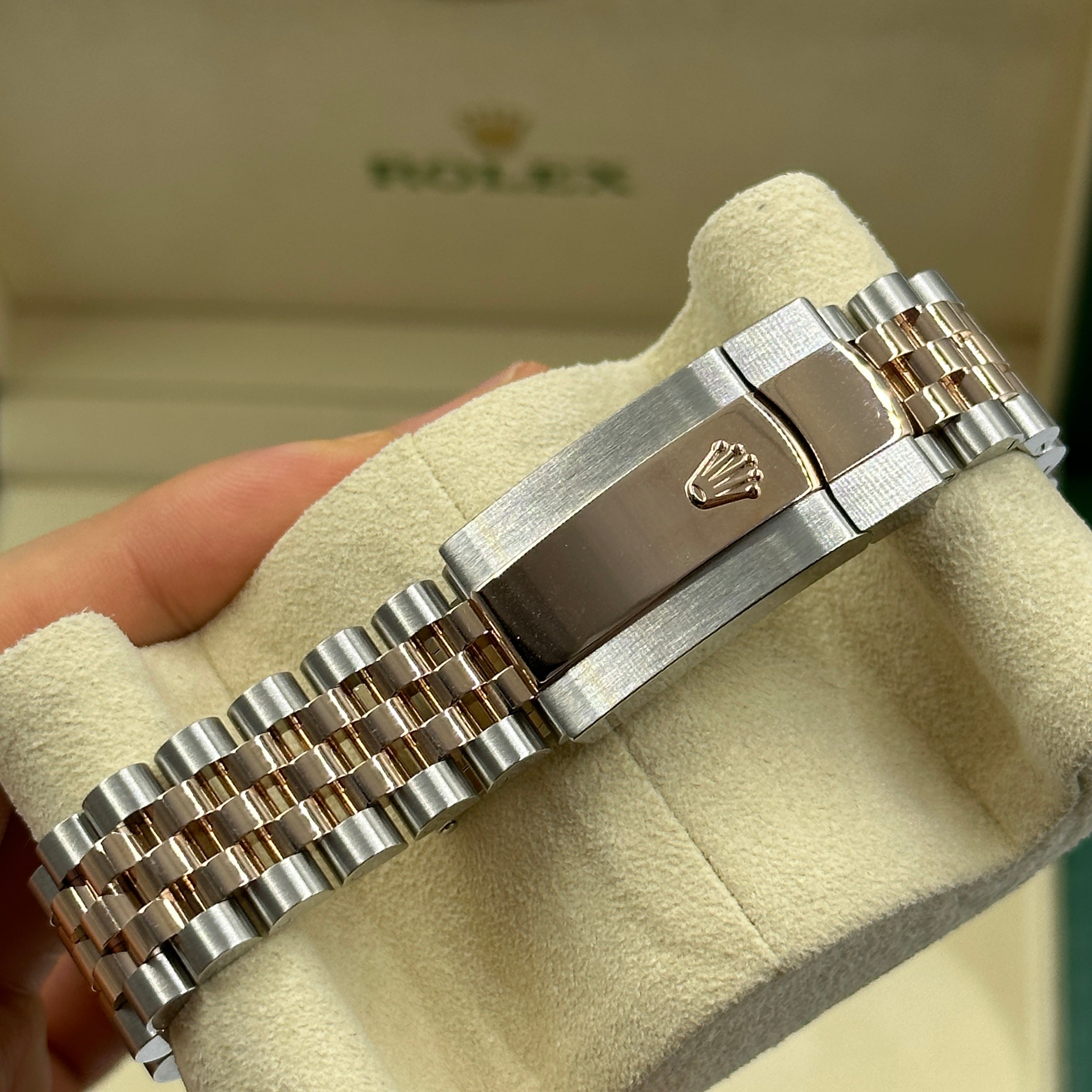 Rolex Datejust 41 126301 Grey Fluted Jubilee 2024