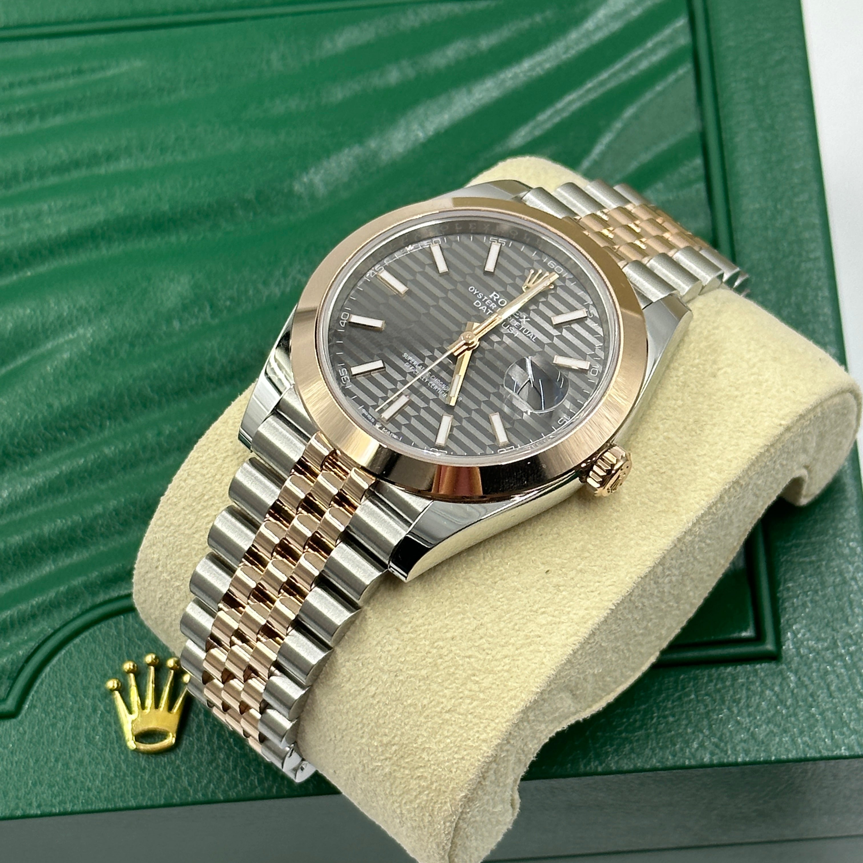 Rolex Datejust 41 126301 Grey Fluted Jubilee 2024