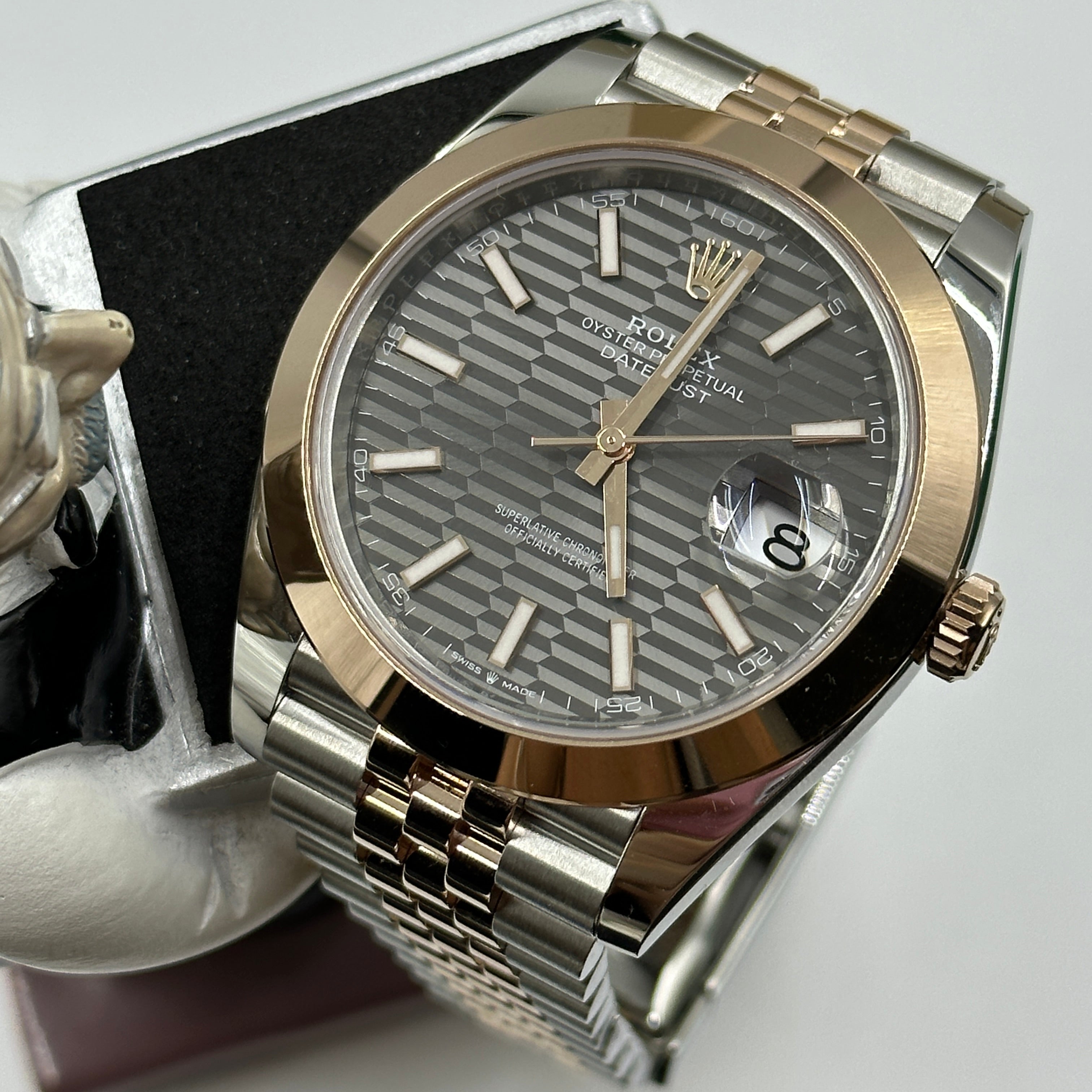 Rolex Datejust 41 126301 Grey Fluted Jubilee 2024