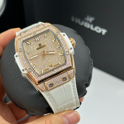 Hublot Spirit Of Big Bang King Gold White Pavé Full 39mm 665.OE.9010.LR.1604 2026