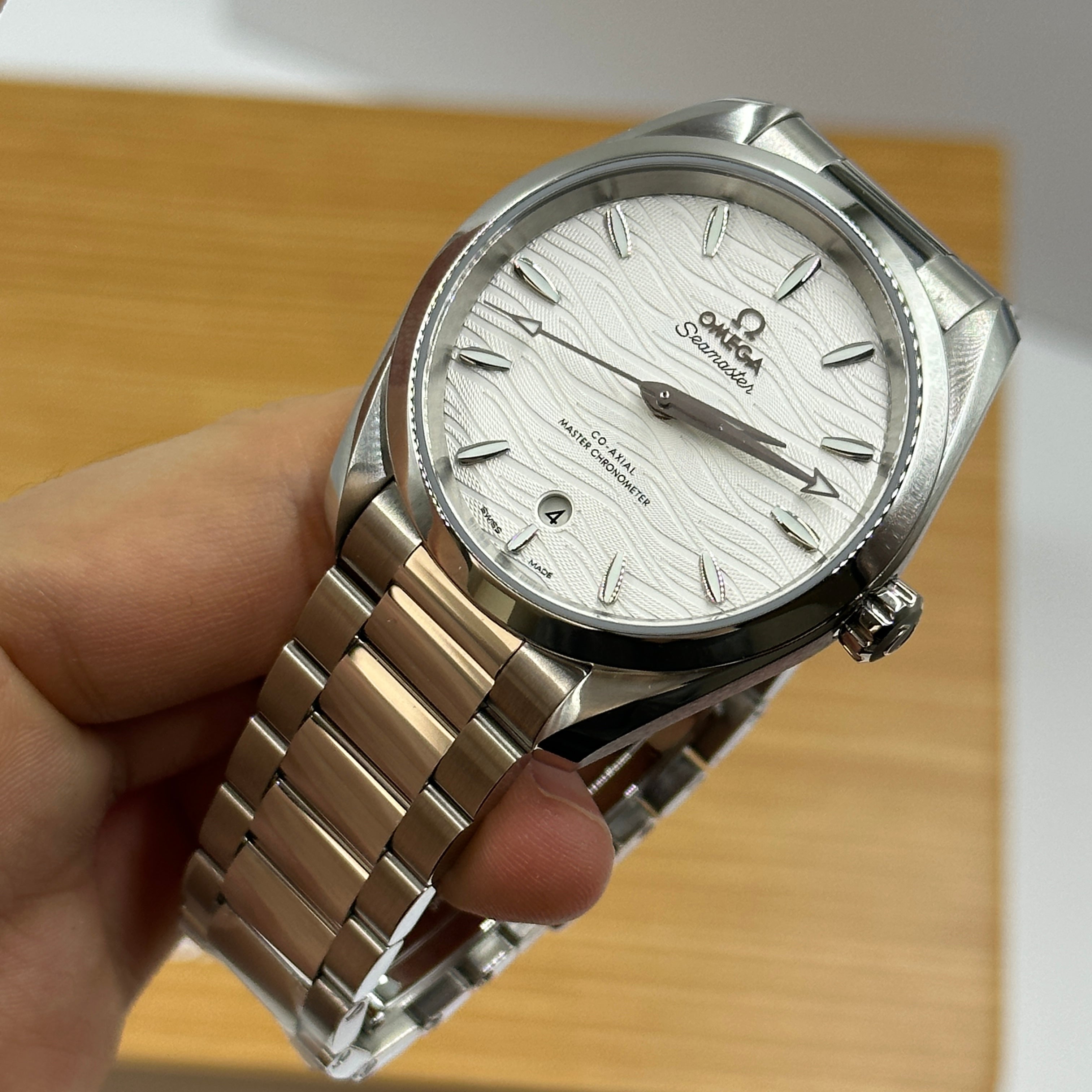 Omega - 220.10.38.20.02.003 Seamaster Aqua Terra 150M Master Chronometer 38